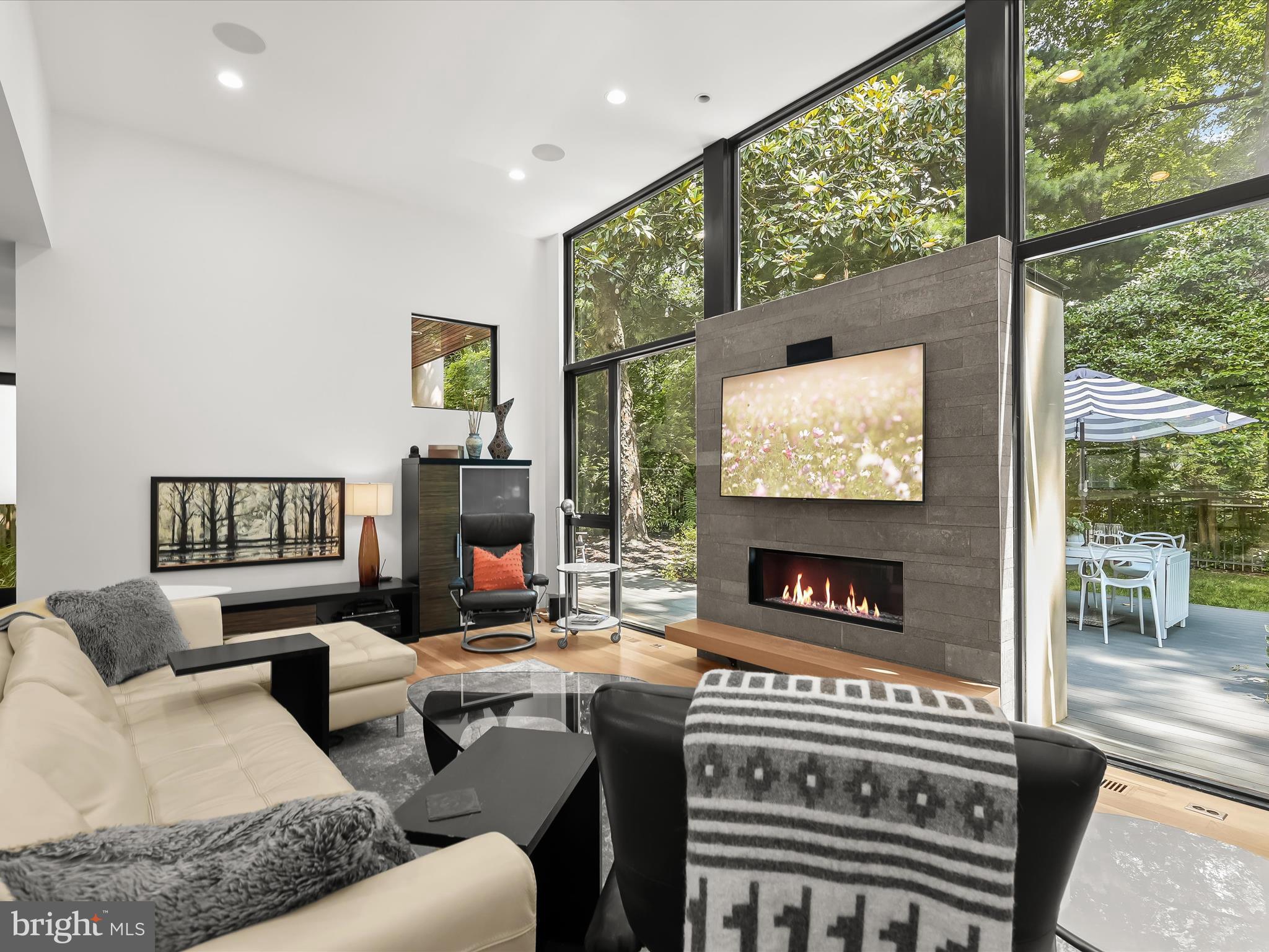 OAKWOOD KNOLLS - Residential