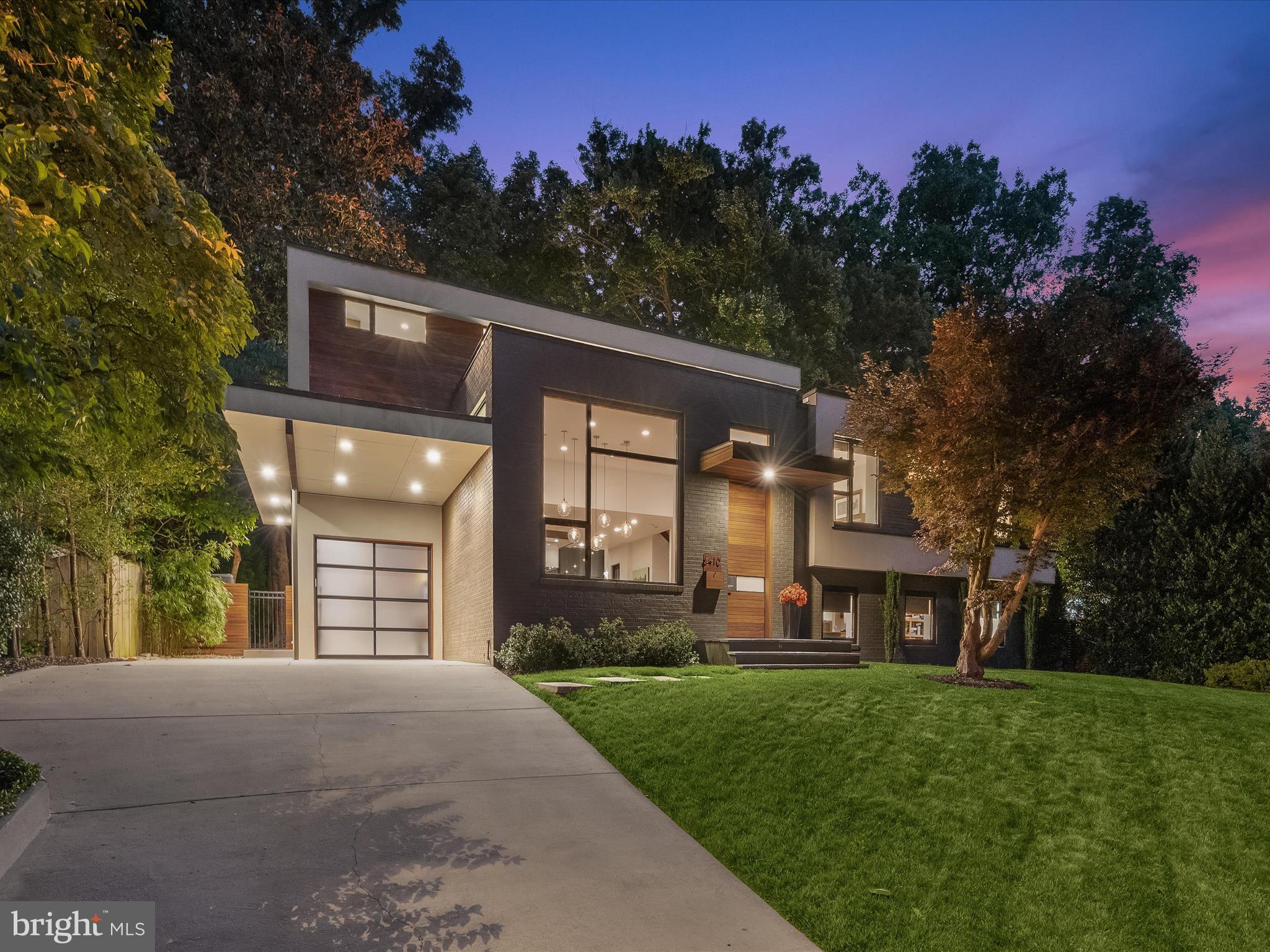 OAKWOOD KNOLLS - Residential