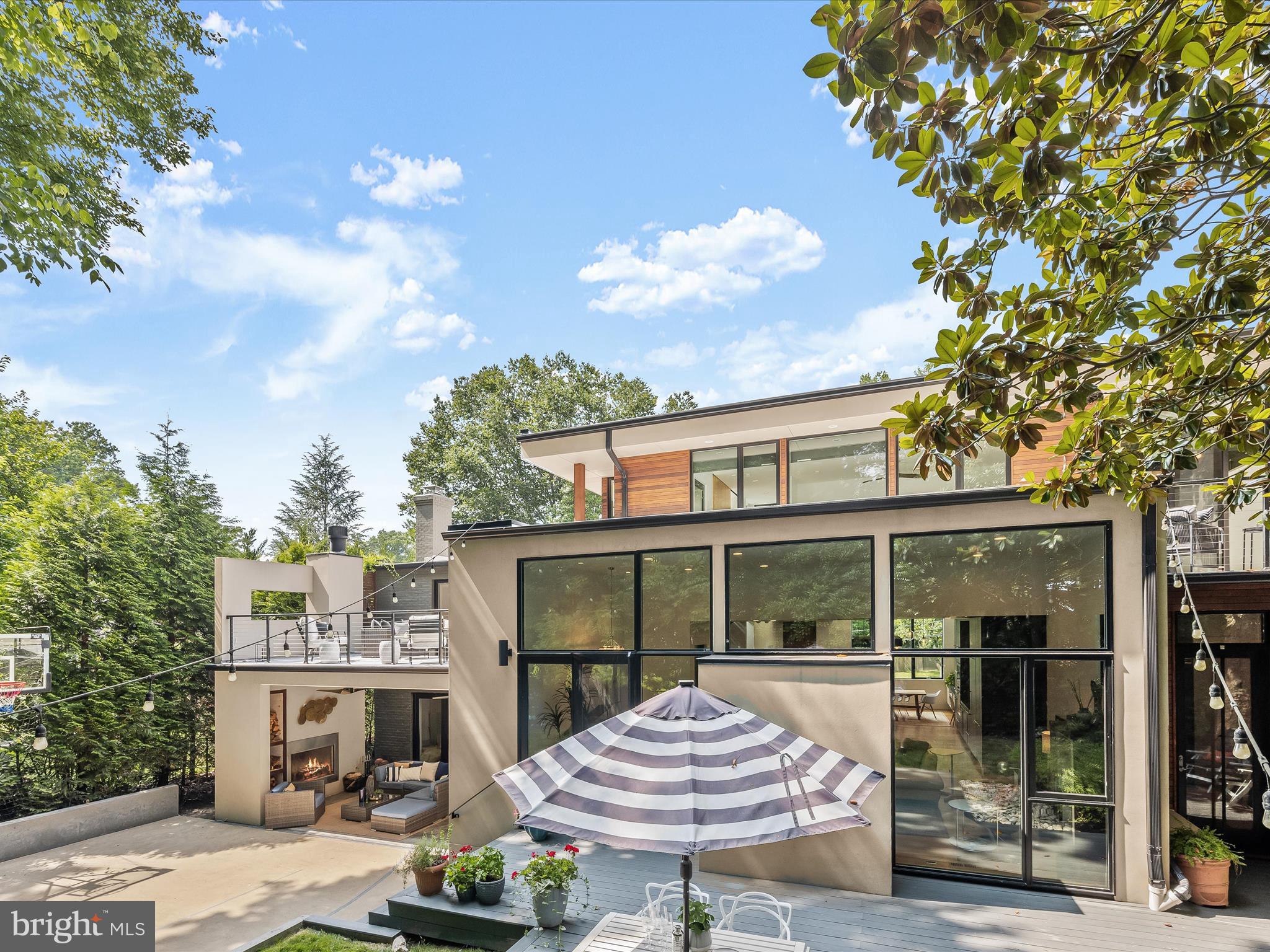 OAKWOOD KNOLLS - Residential