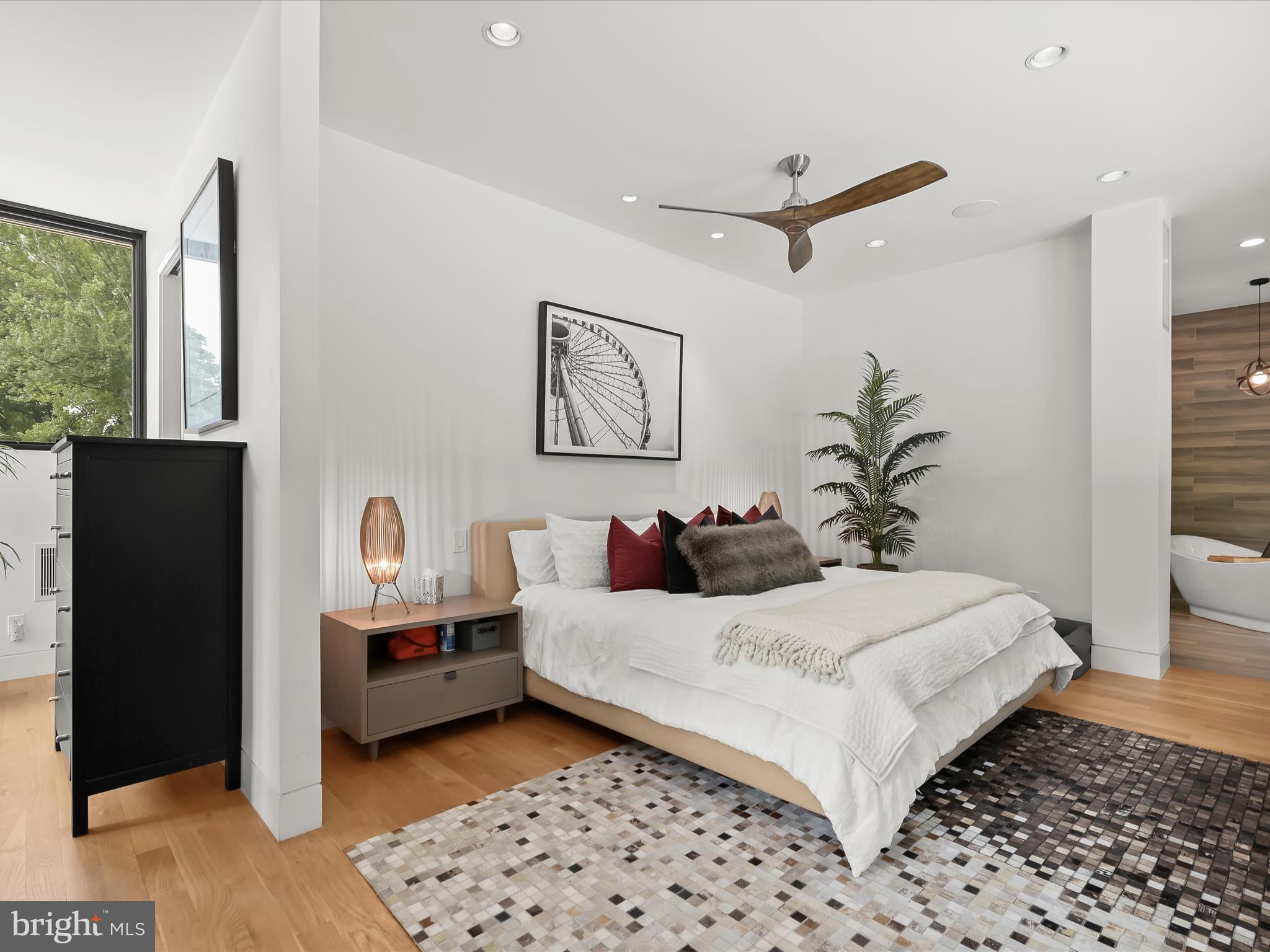 OAKWOOD KNOLLS - Residential