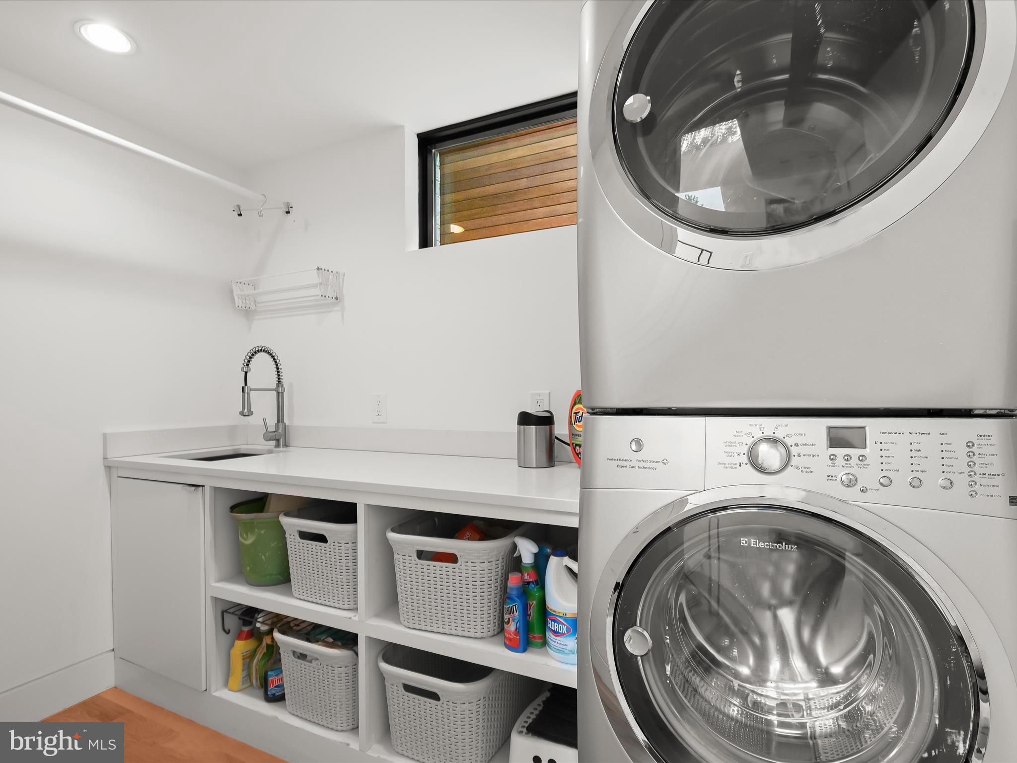 OAKWOOD KNOLLS - Residential