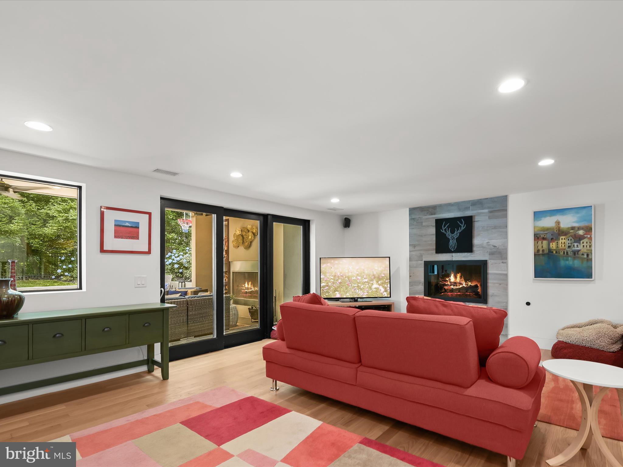 OAKWOOD KNOLLS - Residential