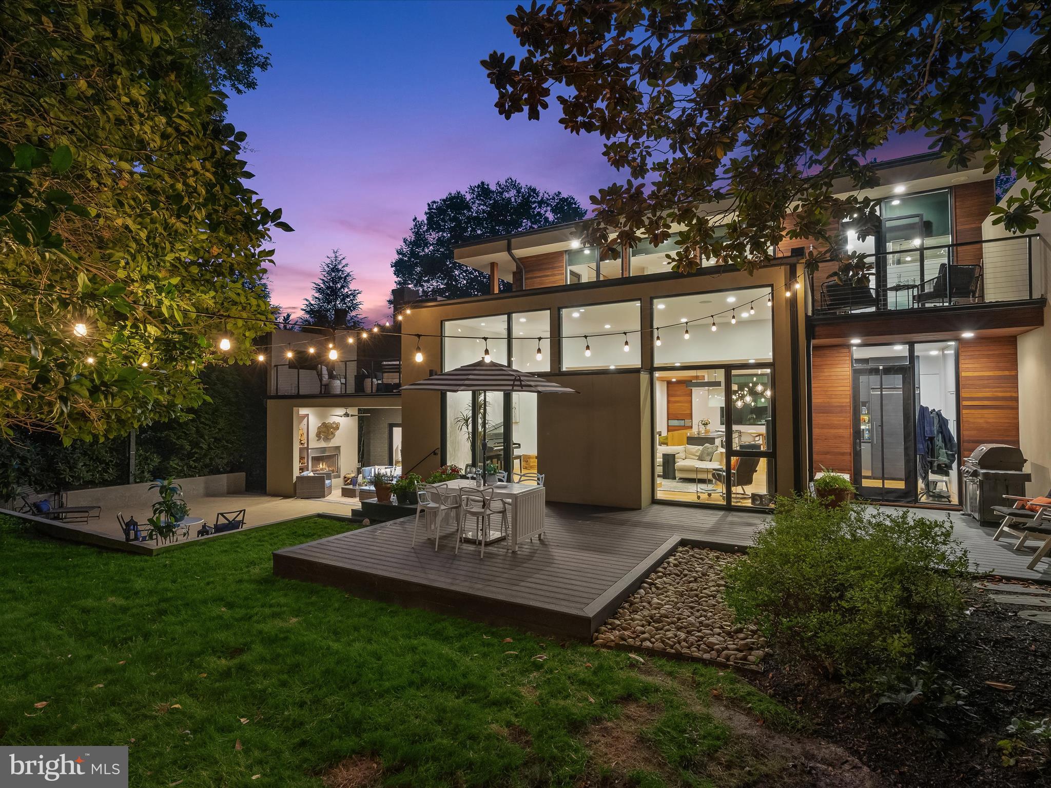 OAKWOOD KNOLLS - Residential