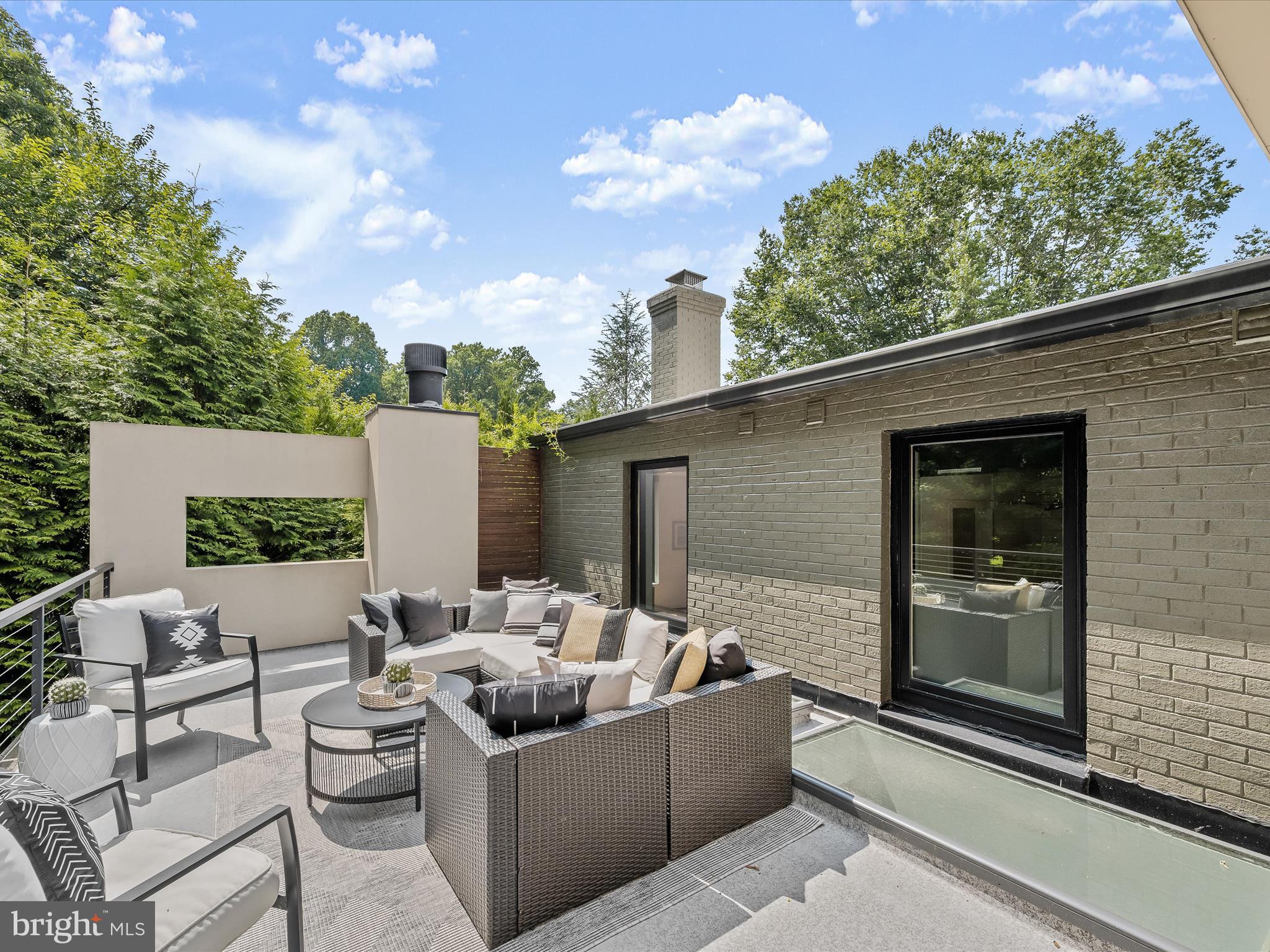 OAKWOOD KNOLLS - Residential