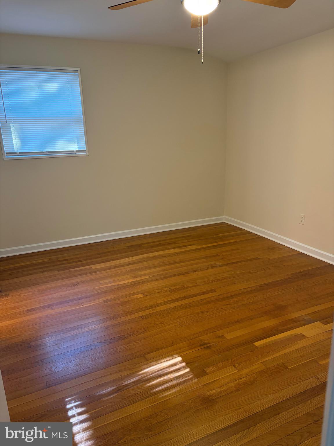 ROYAL VIEW - Residential