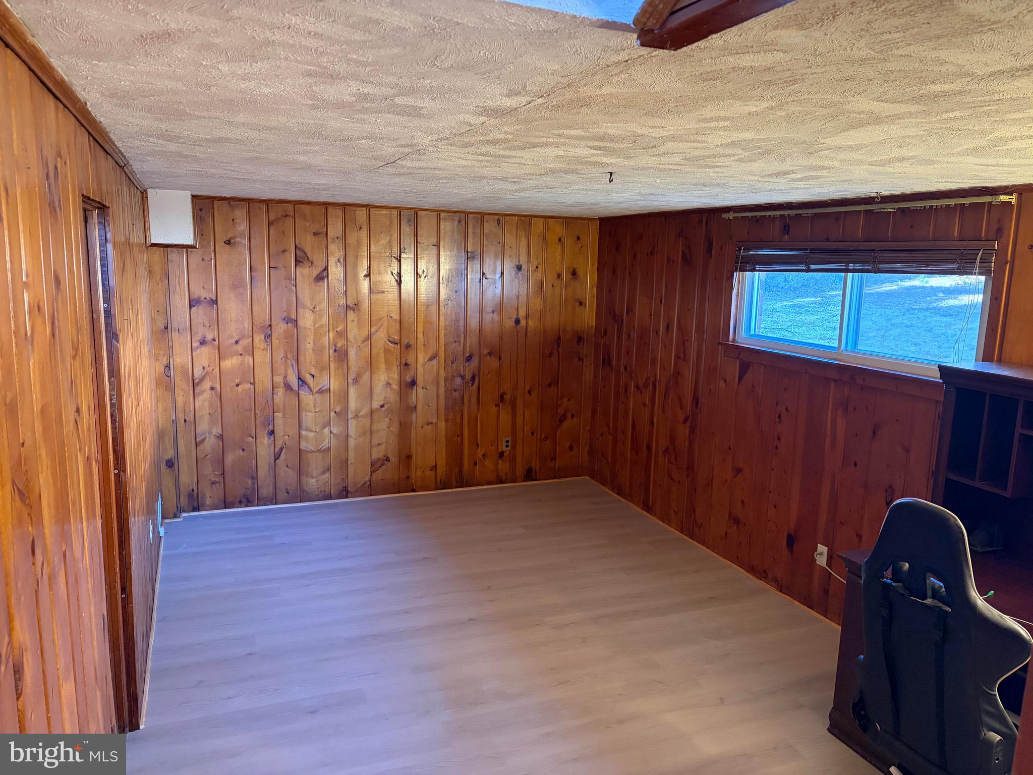 ROYAL VIEW - Residential