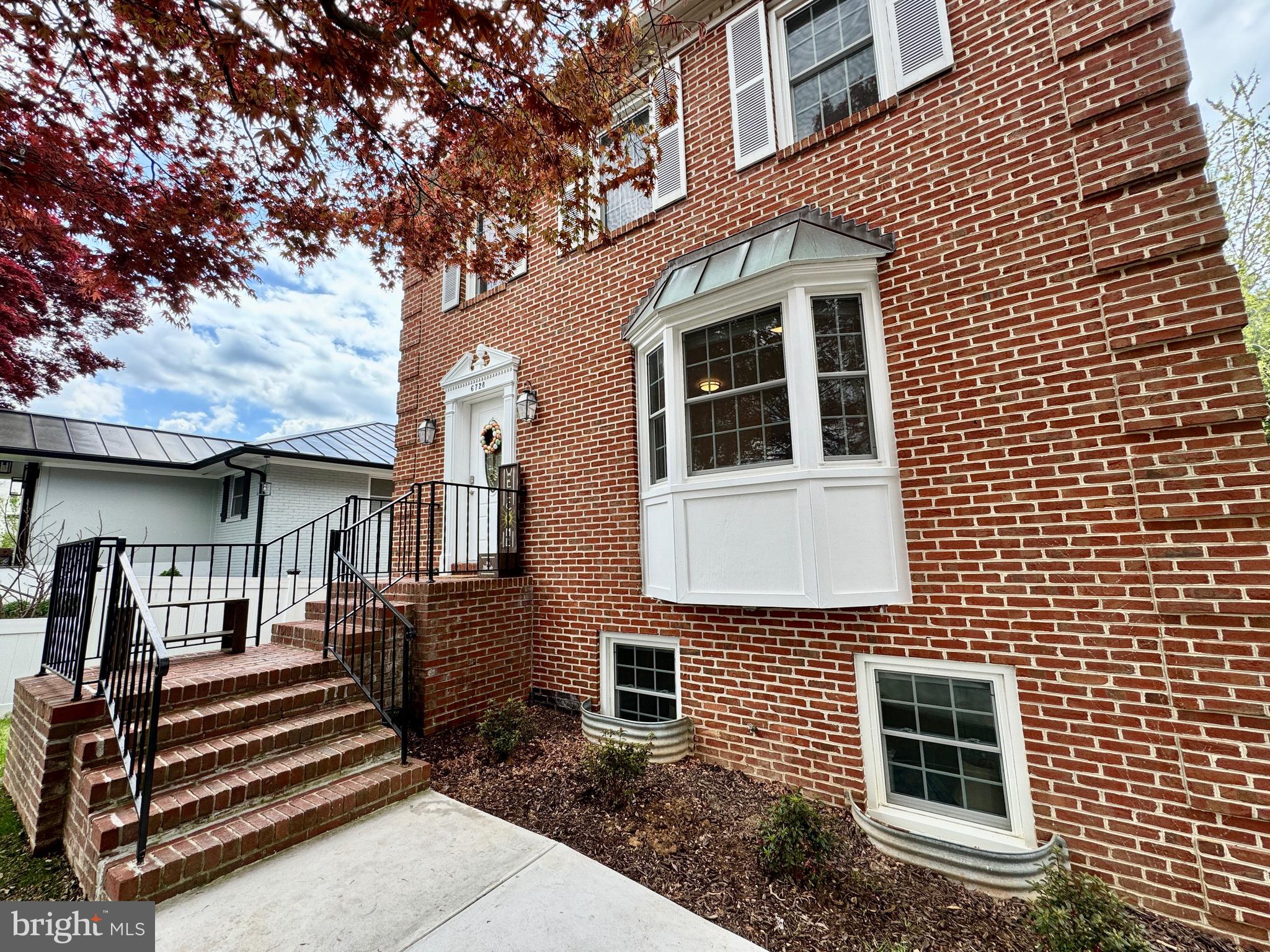 Welcome to this beautiful and impeccably maintained all-brick colonial home nestled in the heart of McLean. With four bedrooms and three and a half bathrooms, this home offers a spacious and luminous ambiance, accentuated by recessed lighting, with almost 3000 sq. ft. of living space, including a walkout basement. Step outside to discover a generously sized, fully fenced backyard, perfect for outdoor gatherings and leisurely afternoons. Special touches include skylights in the updated bathrooms and the convenience of a two-zone HVAC system ensuring year-round comfort.
The vibrant neighborhood provides convenience at every turn. Walk to nearby grocery stores and restaurants or hop on the Metro at Tysons Corner for easy access to Dulles Airport and Washington DC.
Don't miss this opportunity to experience the comfort of suburban living in one of McLean's most sought-after neighborhoods. Pets allowed on a case-by-case basis.
Interested applicants will be asked to complete a background check as part of the application. Applicants need to have a credit score 700 or more to qualify and an income a minimum of three times the monthly rent. No more than two incomes to qualify. Each adult moving in needs to submit an application. Confirm with the listing agent directly that the application window is still open. All application fees are non-refundable.