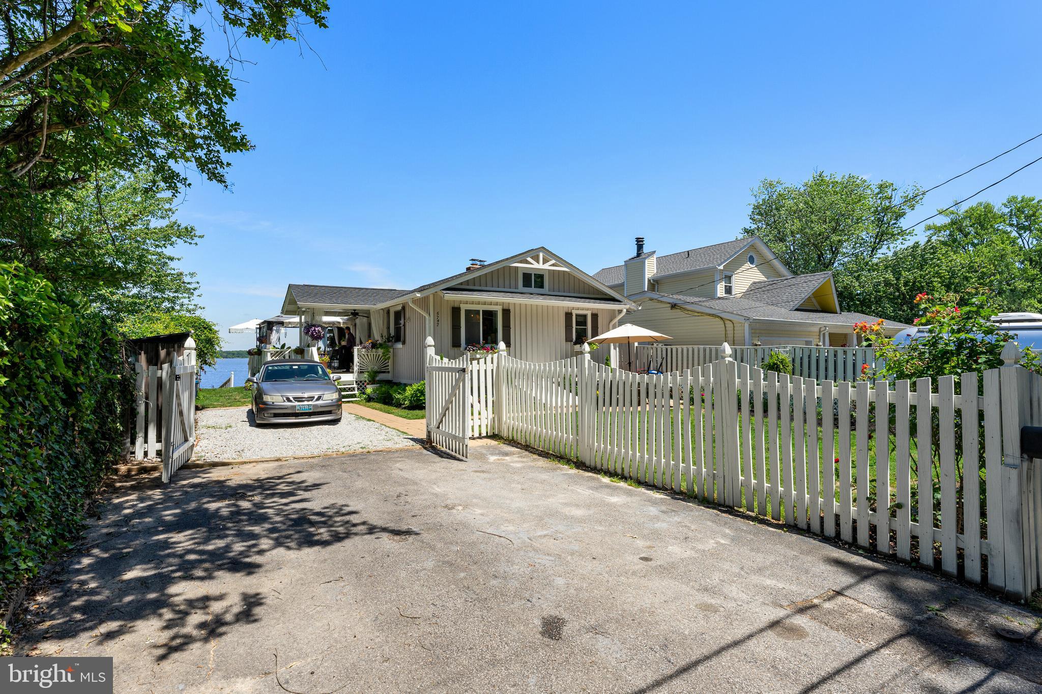 5742 MALLOW TRAIL