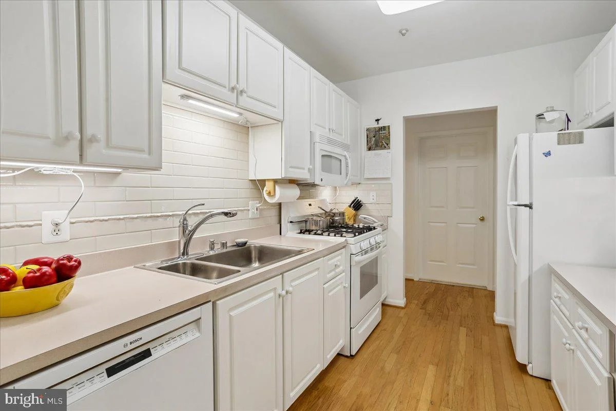 Additional image 52 of 7011 Falls Reach Drive Unit 101, Falls Church, VA 22043