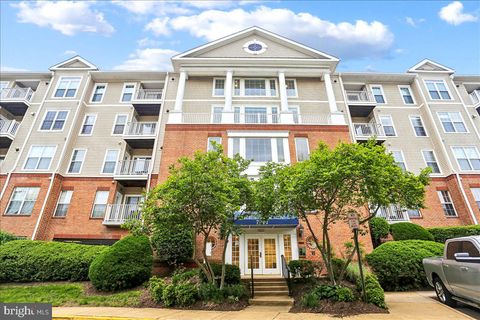 Photo of 7011 Falls Reach Drive #101, FALLS CHURCH, VA 22043 (MLS # VAFX2312418)