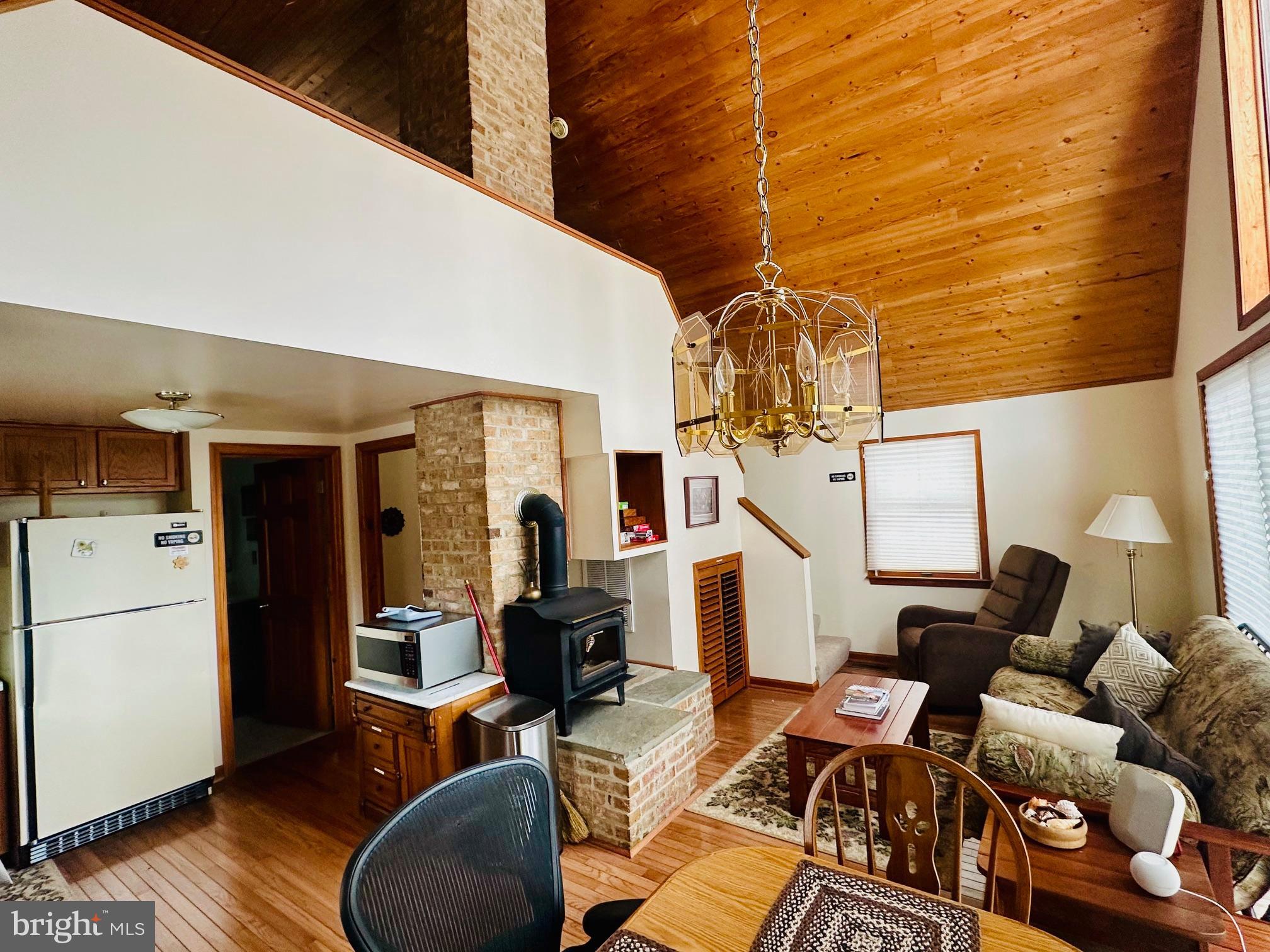 SLEEPY CREEK FARMS - Residential