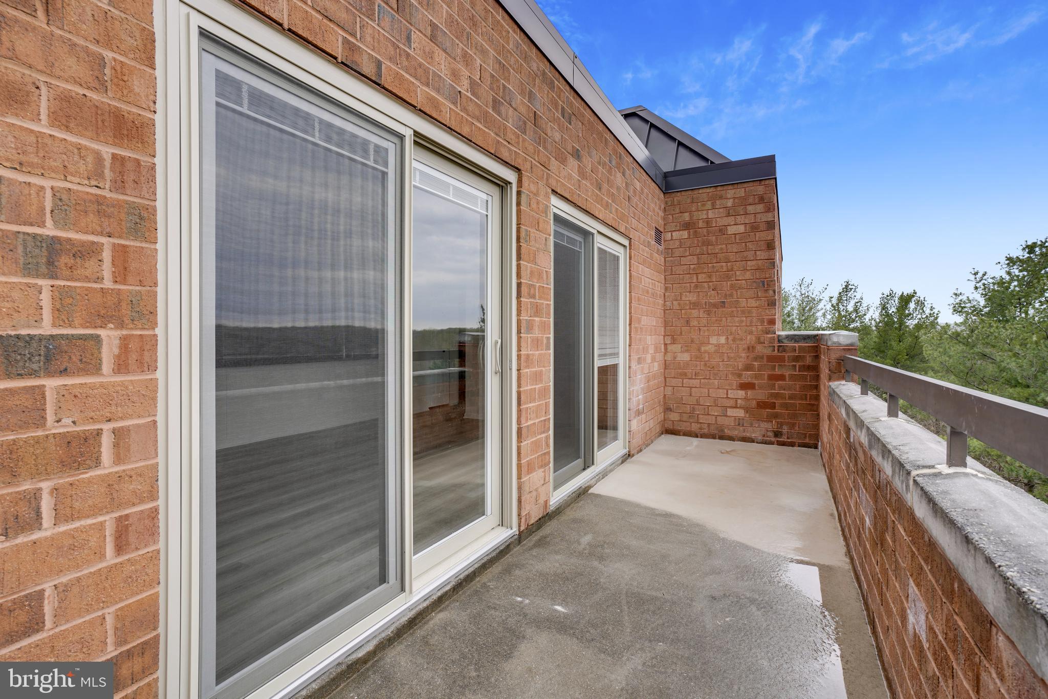 KINGS CONTRIVANCE - Residential Lease