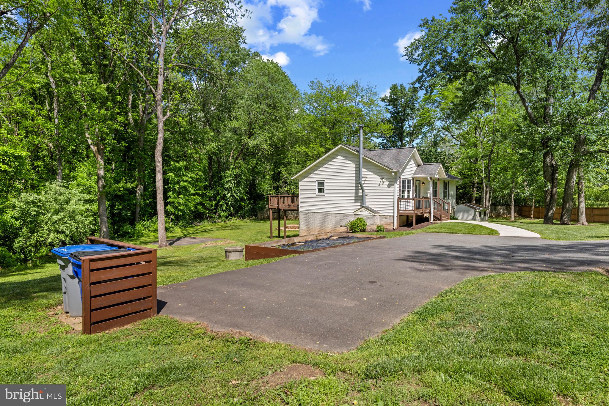 BROWN & HOOFF - Residential