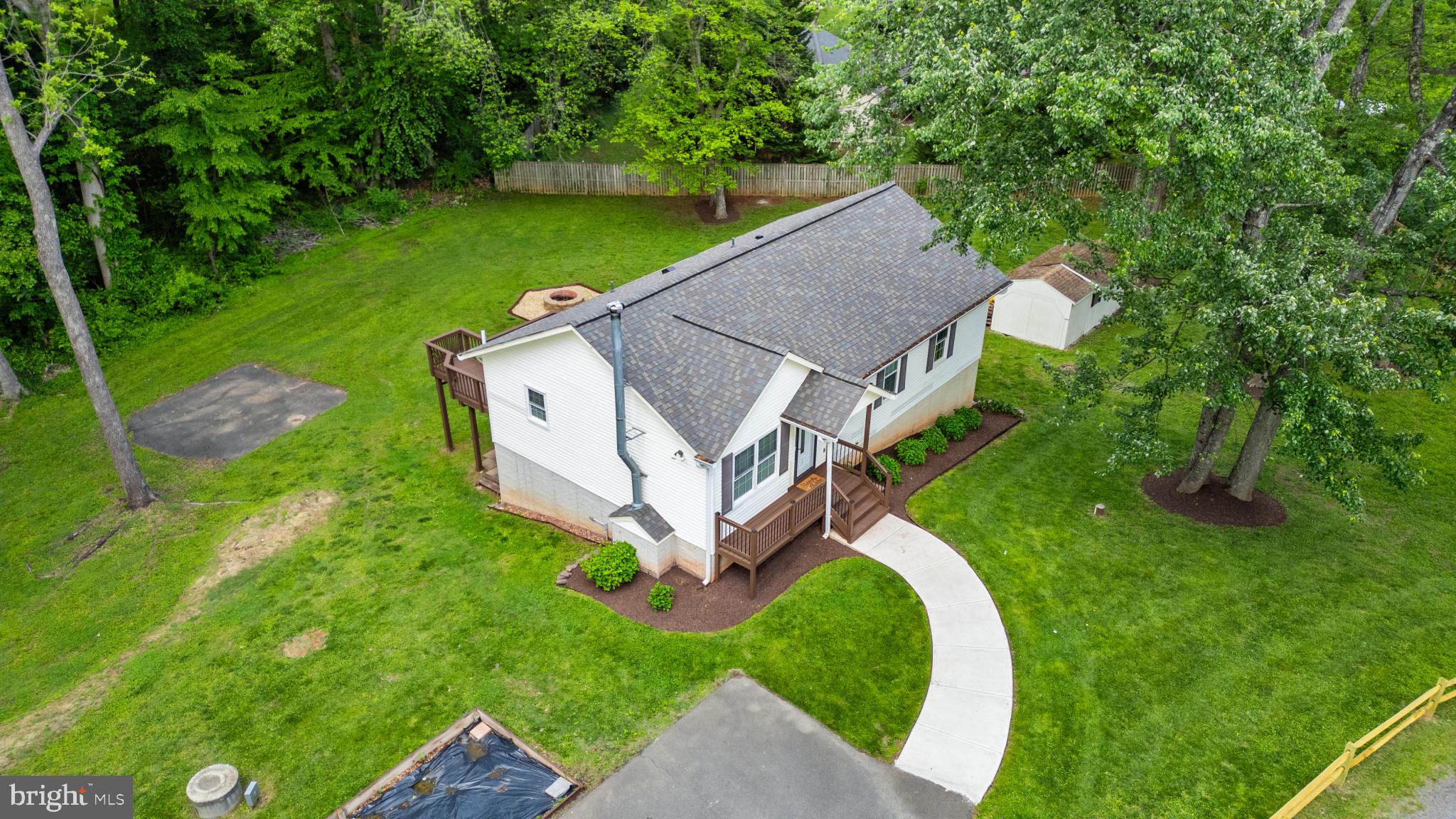 BROWN & HOOFF - Residential