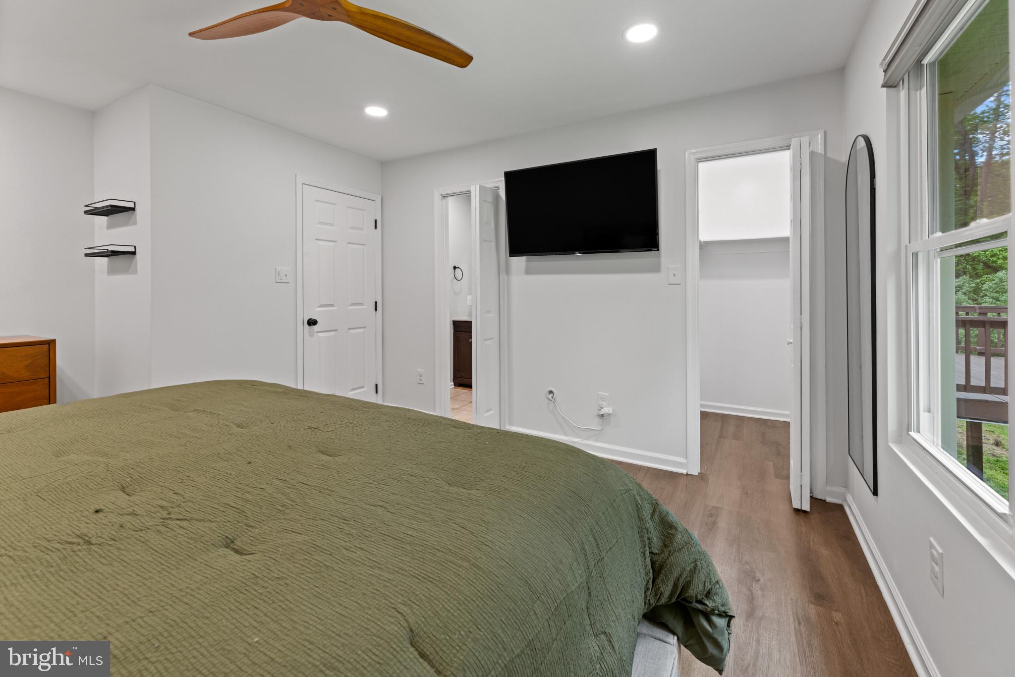 BROWN & HOOFF - Residential