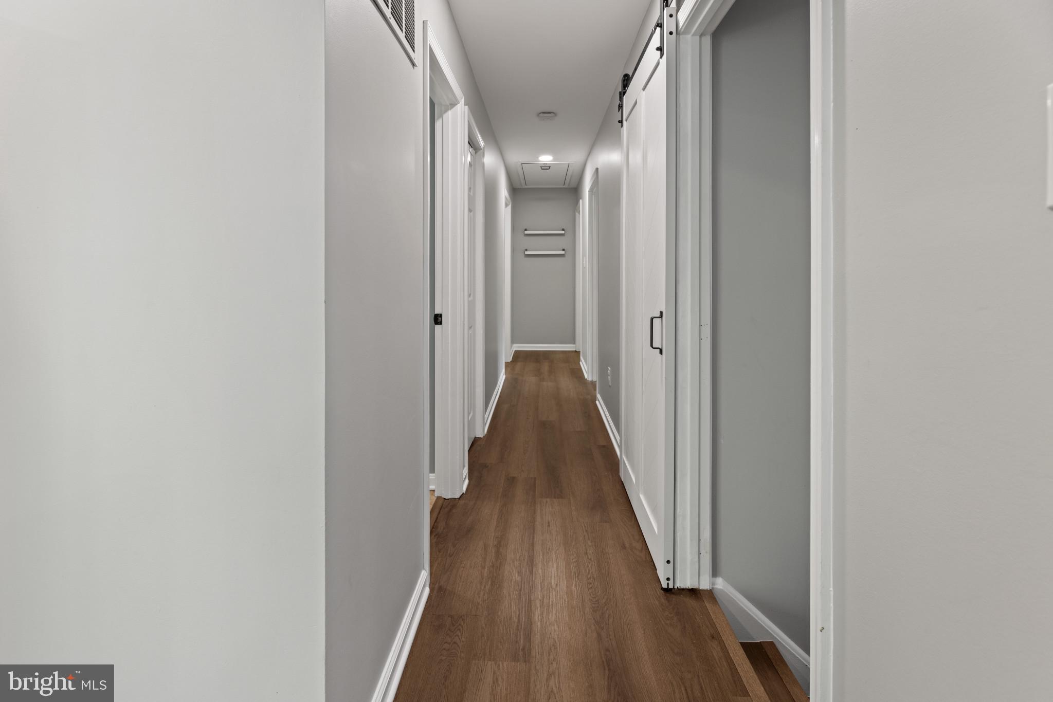 BROWN & HOOFF - Residential