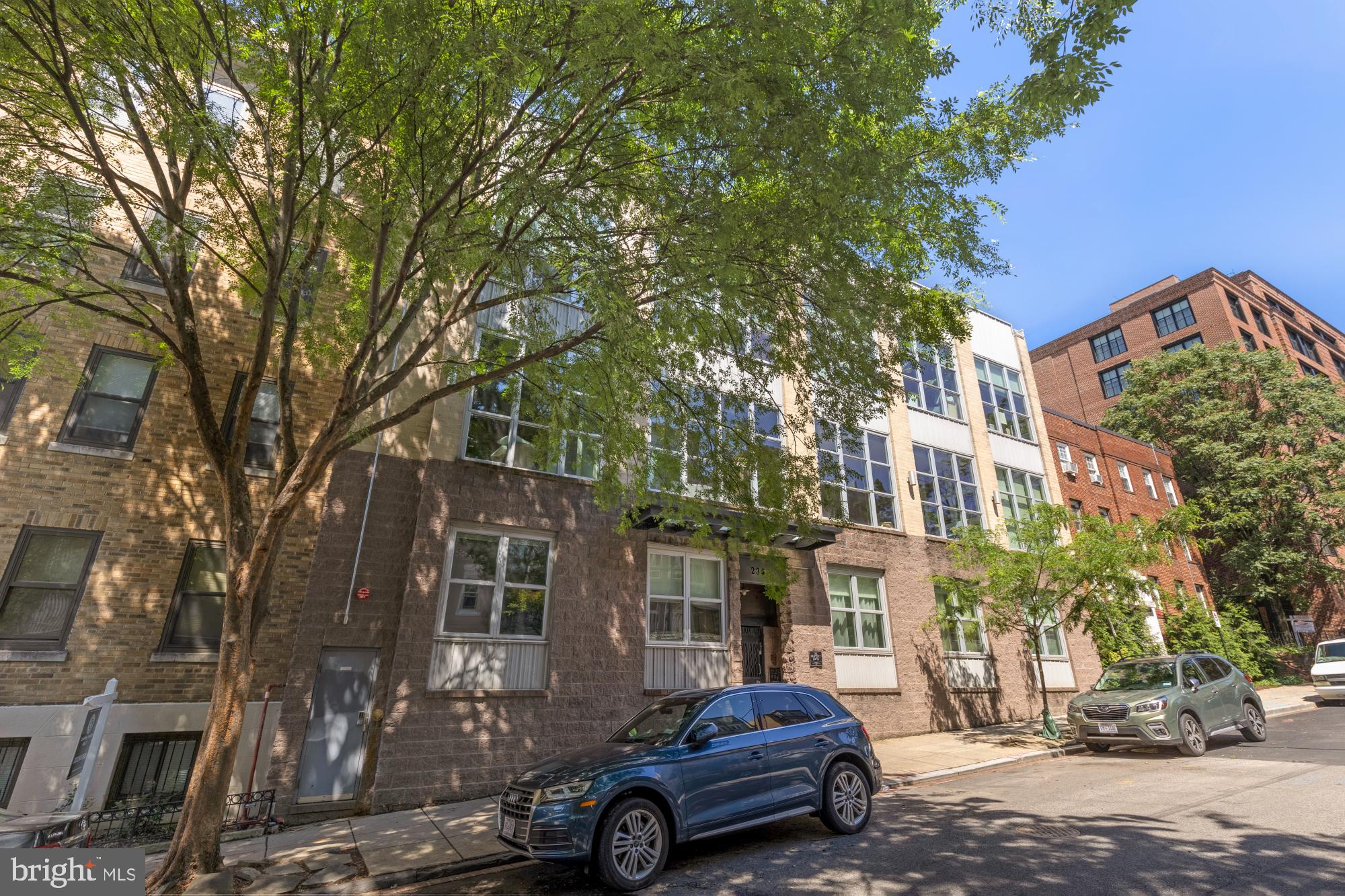 2380 CHAMPLAIN STREET NW 203
