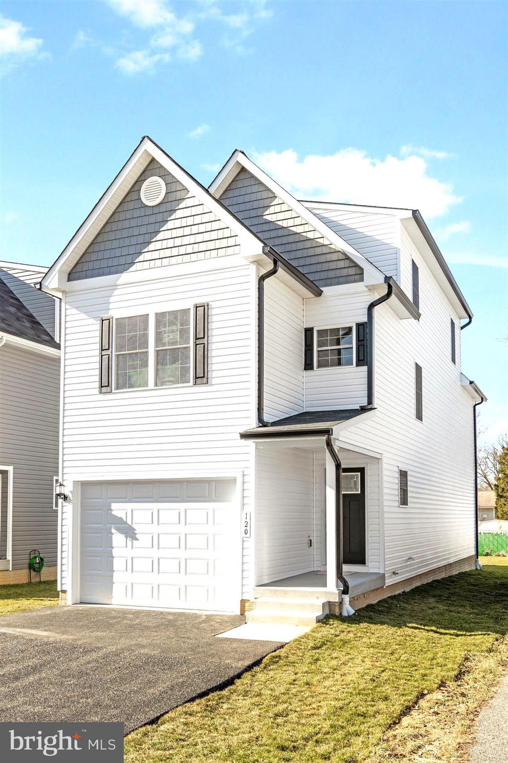 FERNDALE - Residential