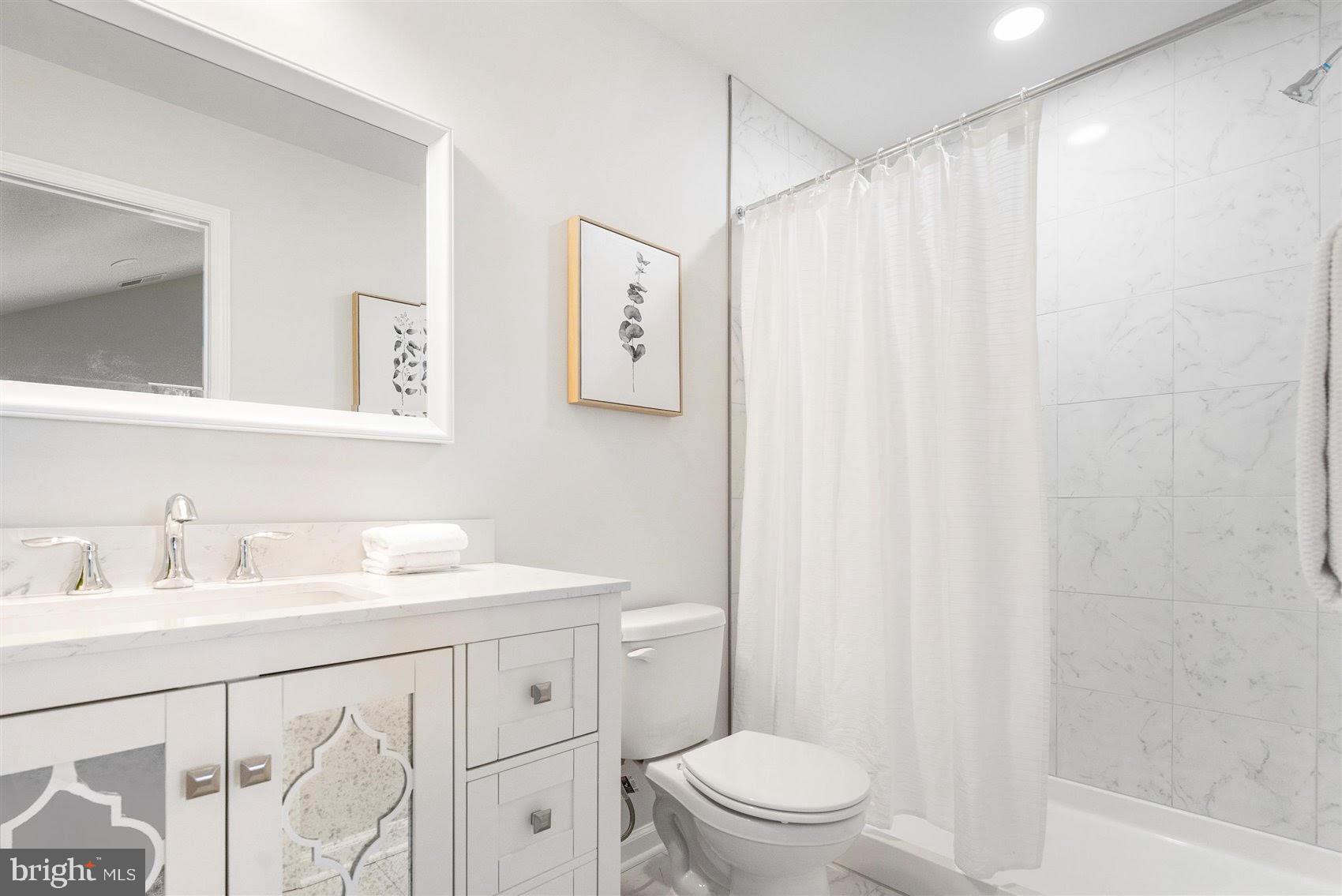 FERNDALE - Residential