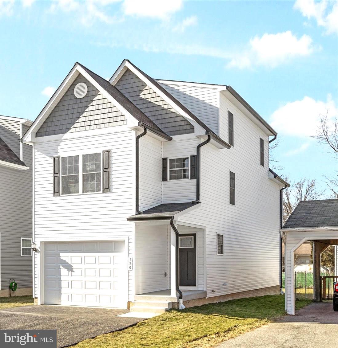 FERNDALE - Residential