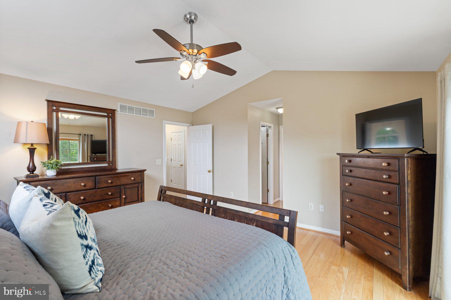 RIVERDALE PARK - Residential