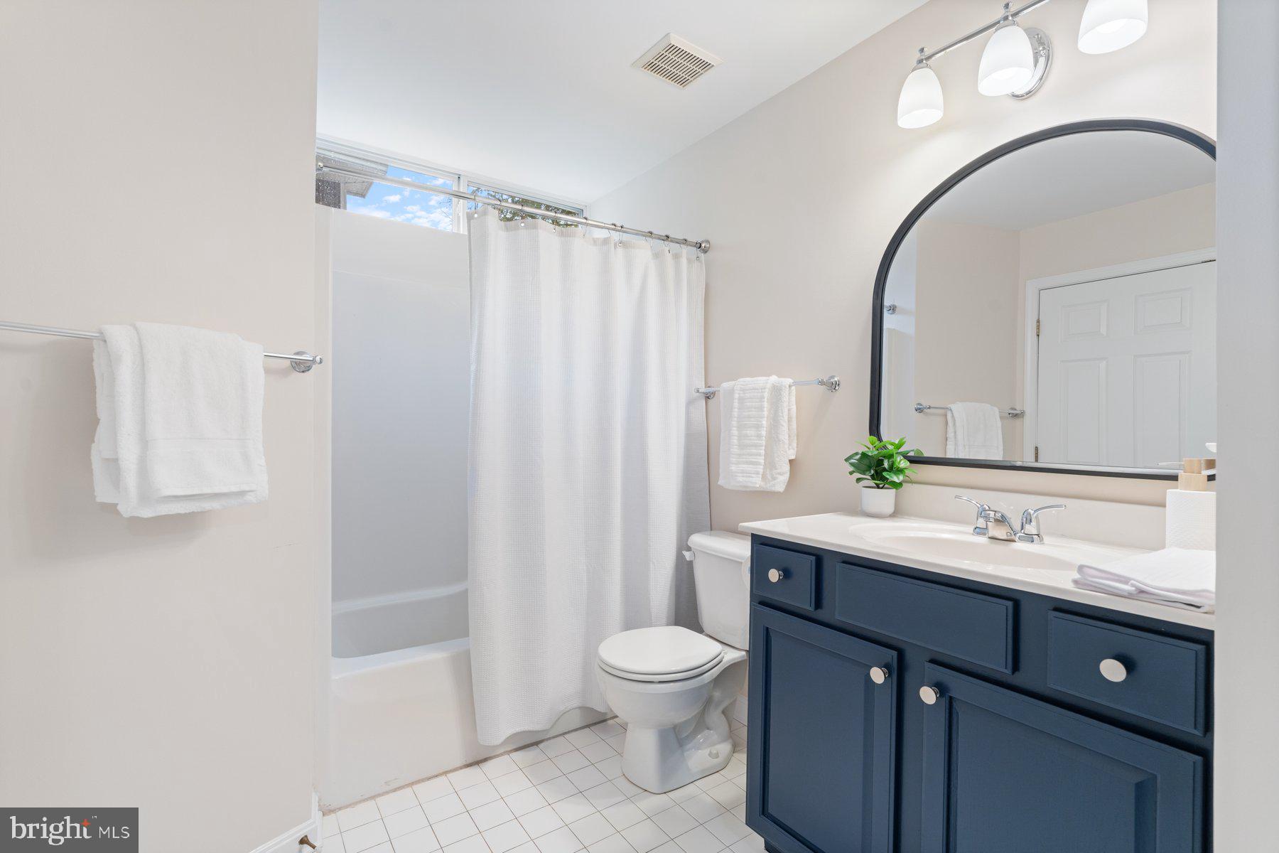 RIVERDALE PARK - Residential