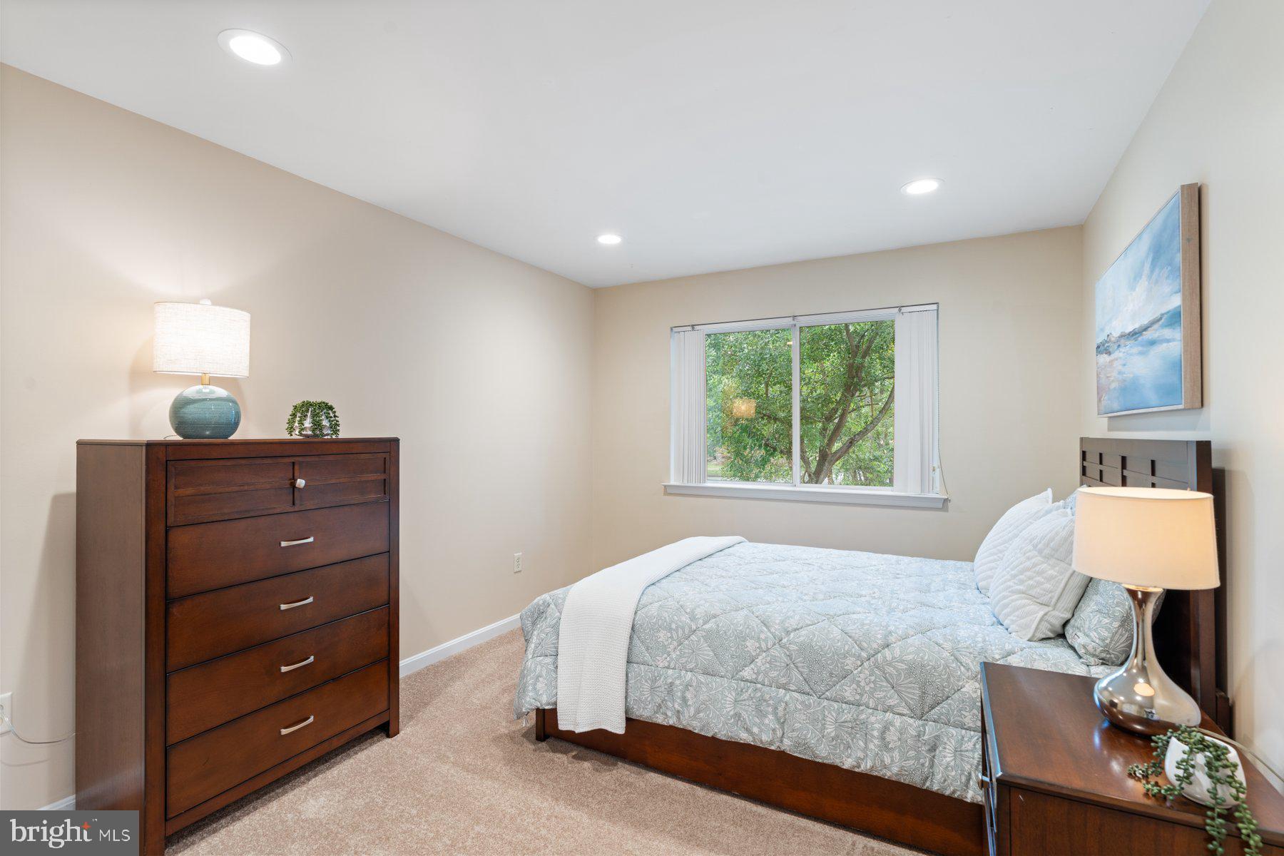 RIVERDALE PARK - Residential