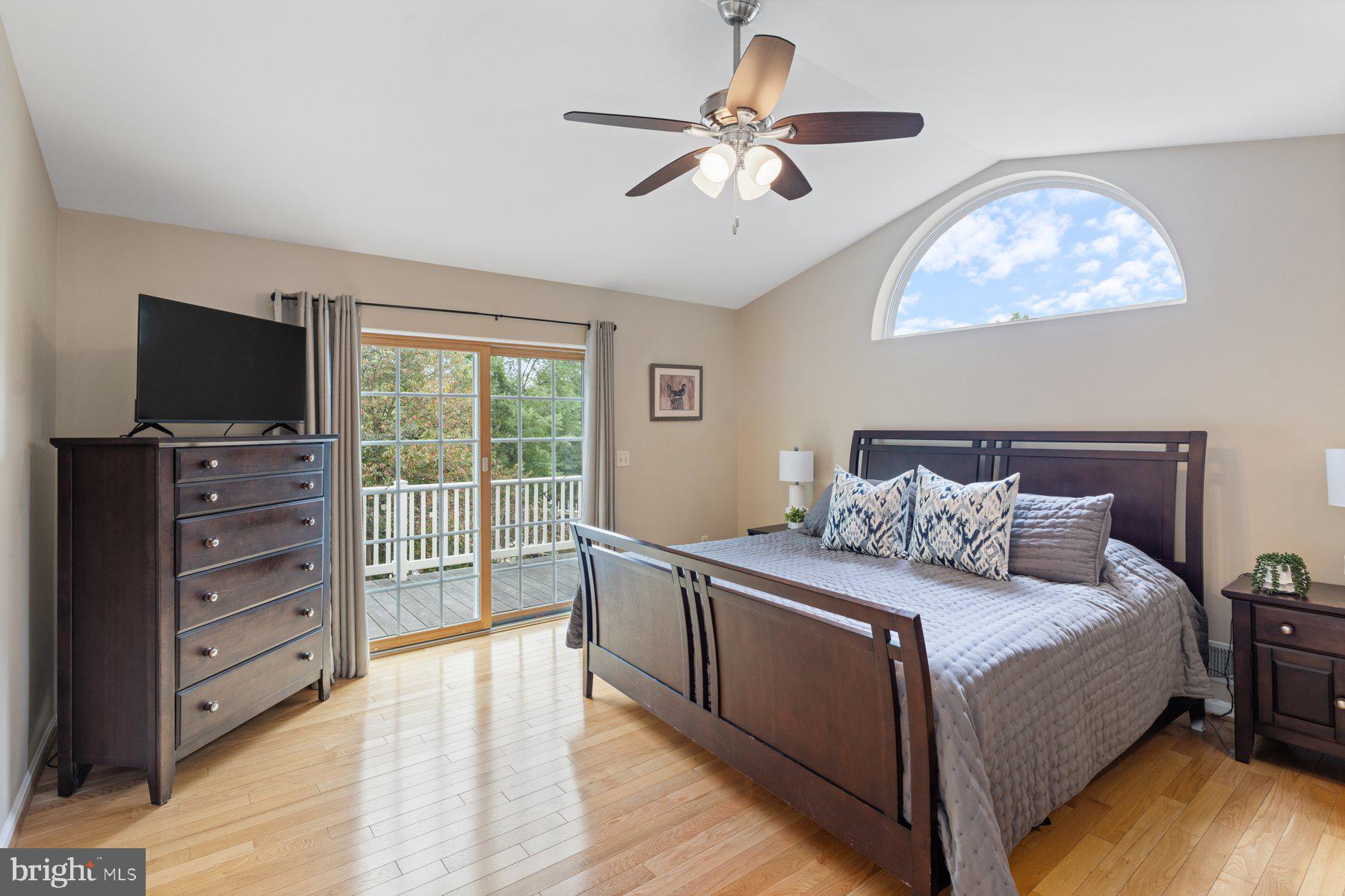 RIVERDALE PARK - Residential