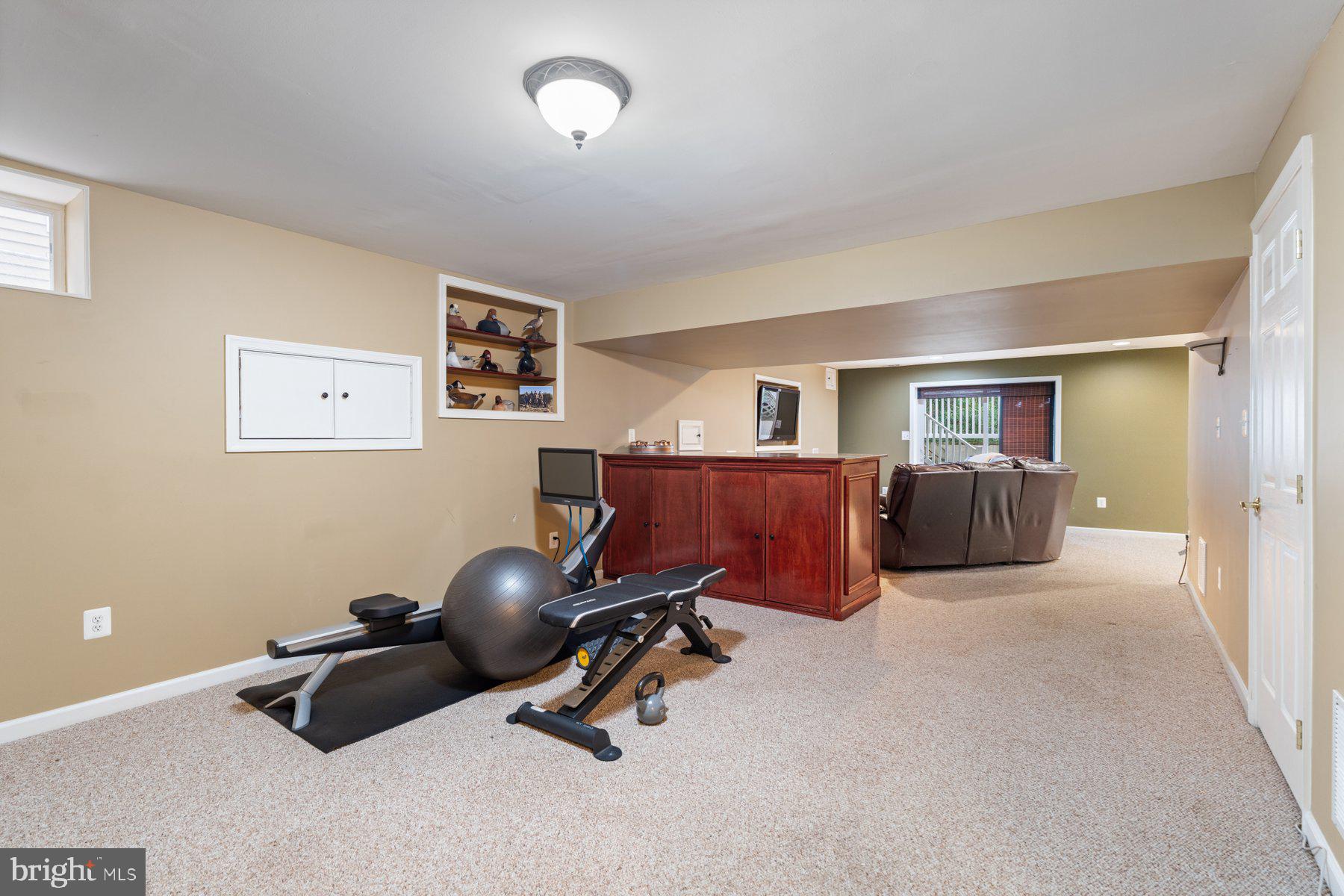 RIVERDALE PARK - Residential