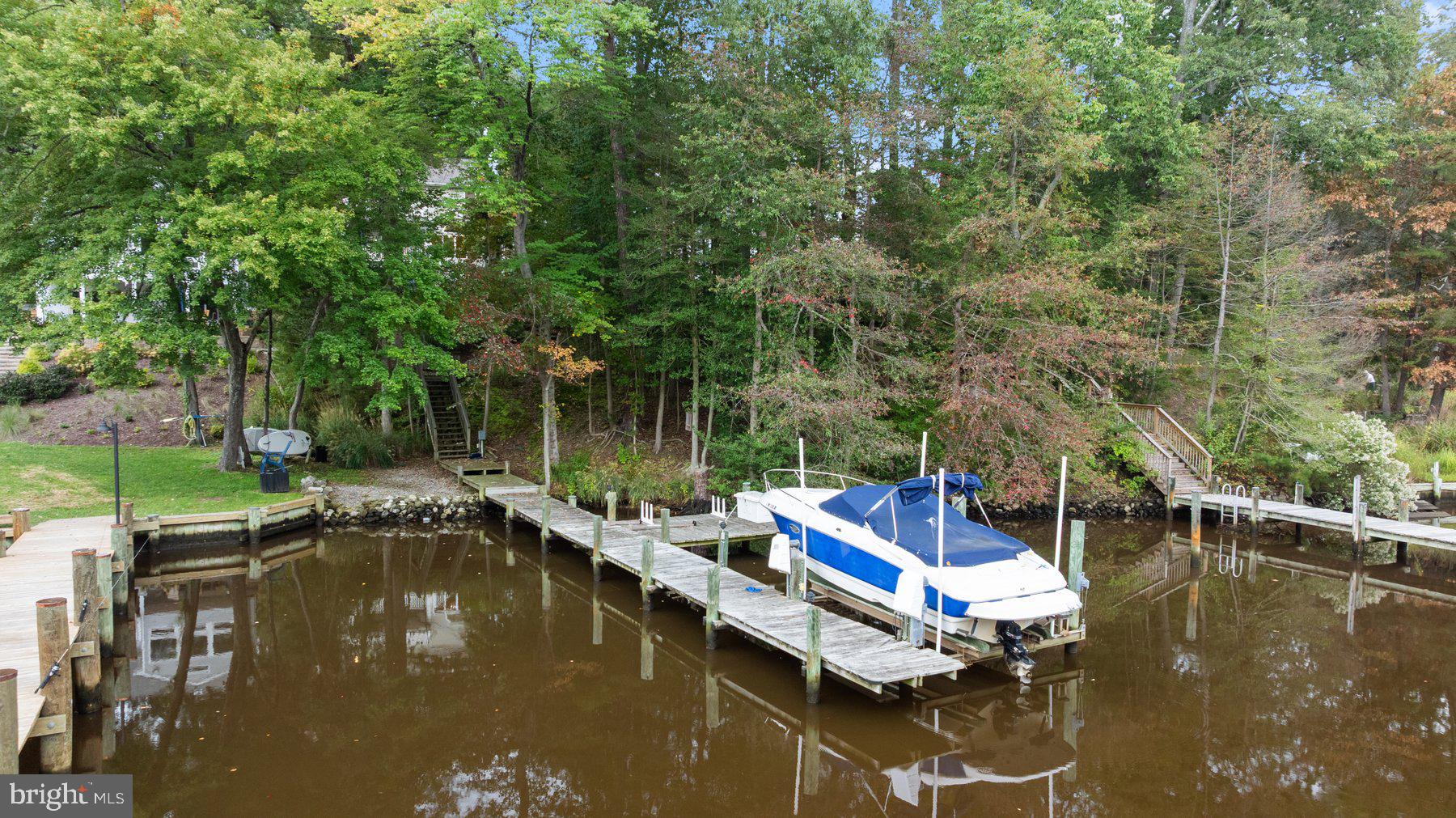 RIVERDALE PARK - Residential