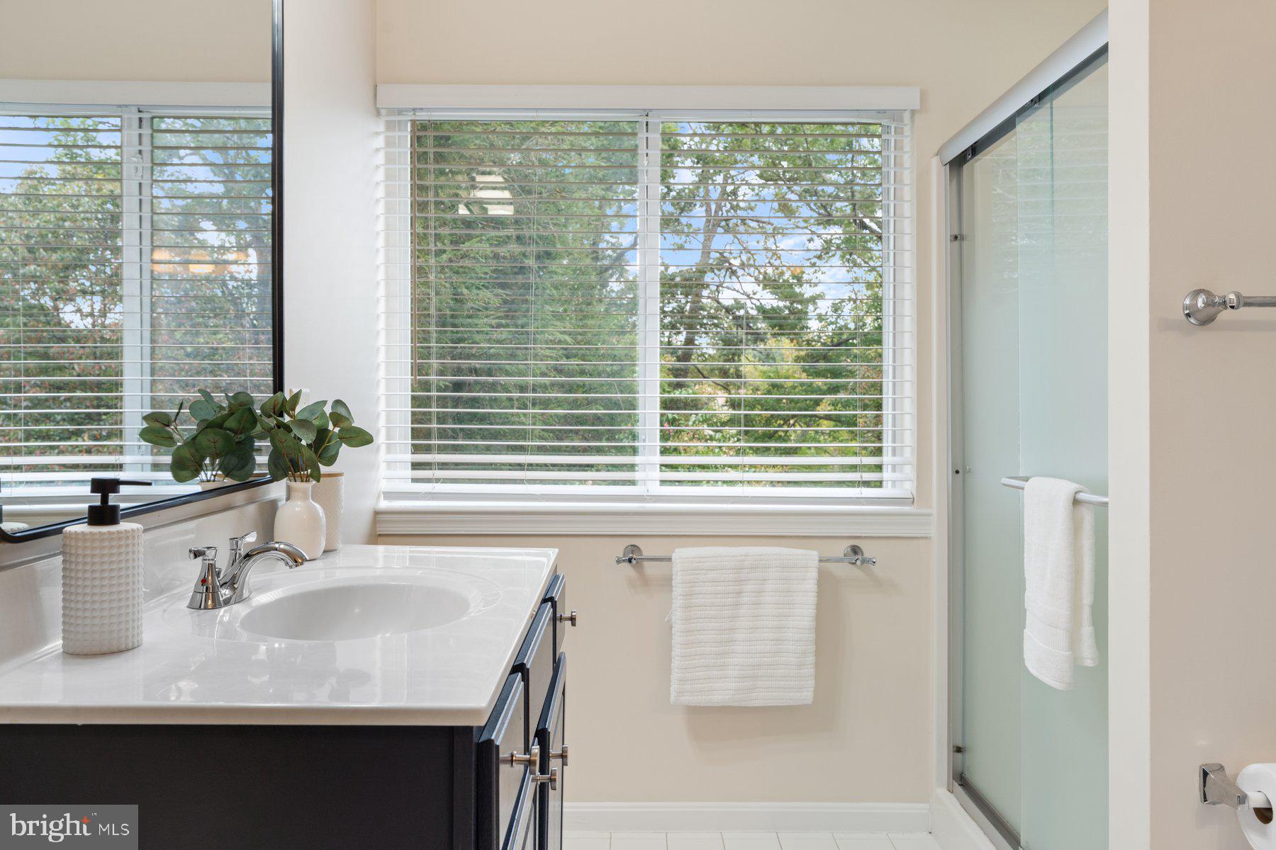 RIVERDALE PARK - Residential