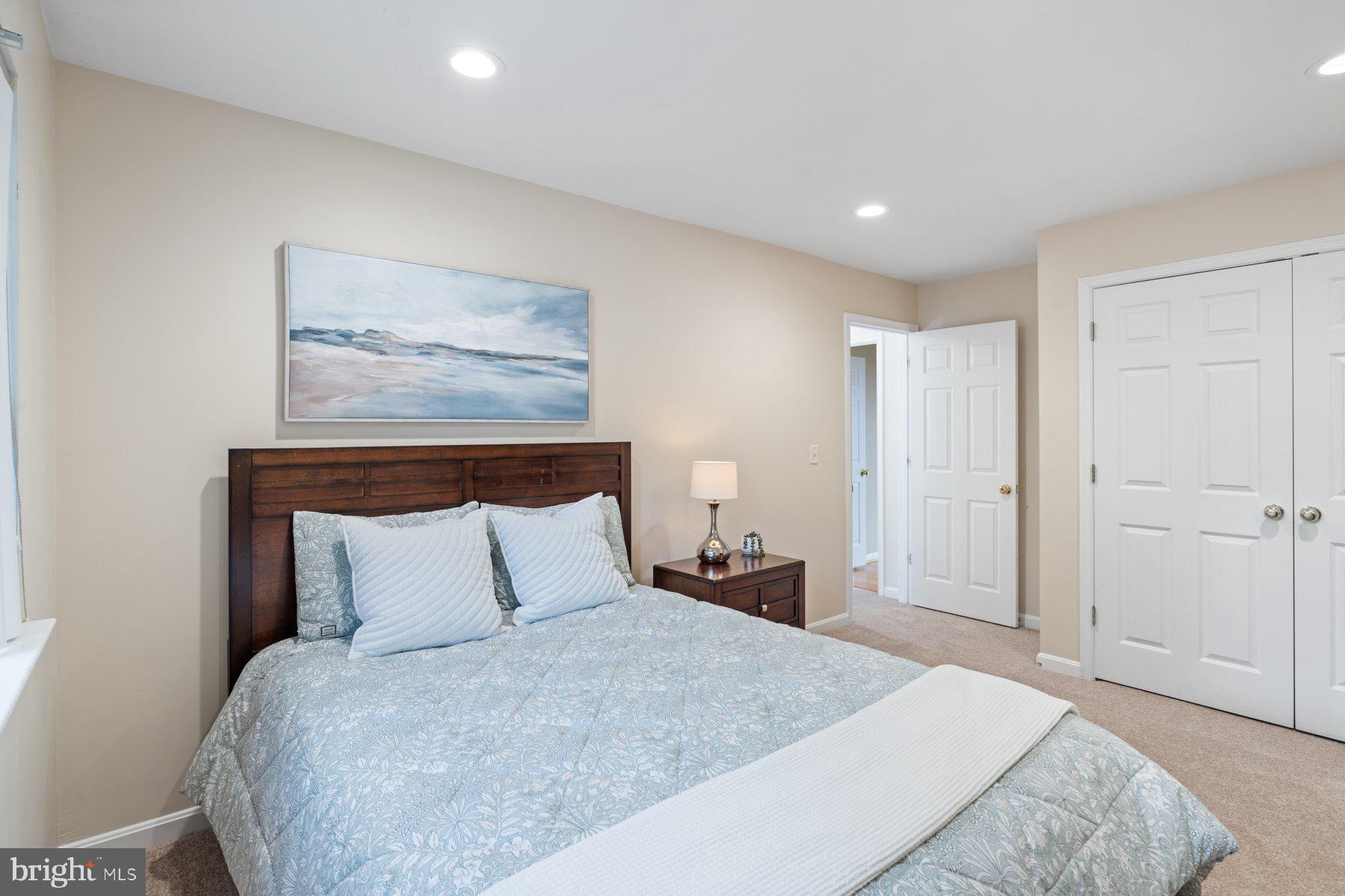 RIVERDALE PARK - Residential