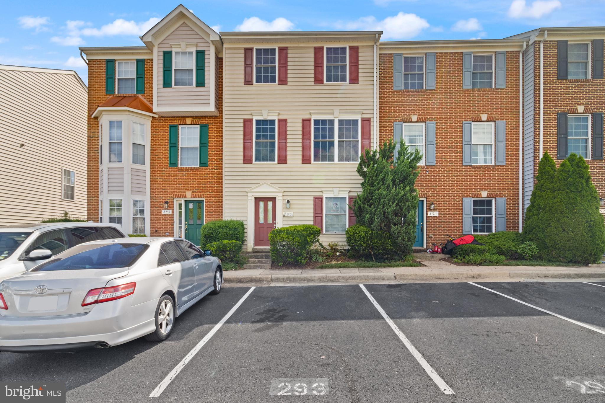 Beautifully Updated Home in Manassas Park!
Welcome to 293 Kirby St — a charming and move-in ready home featuring multiple 2025 upgrades. Enjoy fresh new paint, professionally cleaned carpets, and a sparkling clean interior. The kitchen boasts a brand-new dishwasher (2025) and a washer/dryer set (2025) for your convenience. Step outside to a newly updated deck (2025), perfect for relaxing or entertaining. Additional updates include a professional deep clean throughout, ensuring the home feels like new. This rental also comes with two assigned parking spaces and one visitor pass for added convenience. Landlord prefers a minimum 650 credit score (all scores will be considered) and income of at least 3x the first month’s rent. Please apply online through Rent Spree https://apply.link/-caAJVU . Conveniently located near shops, dining, schools, and commuter routes, this property offers both comfort and accessibility.