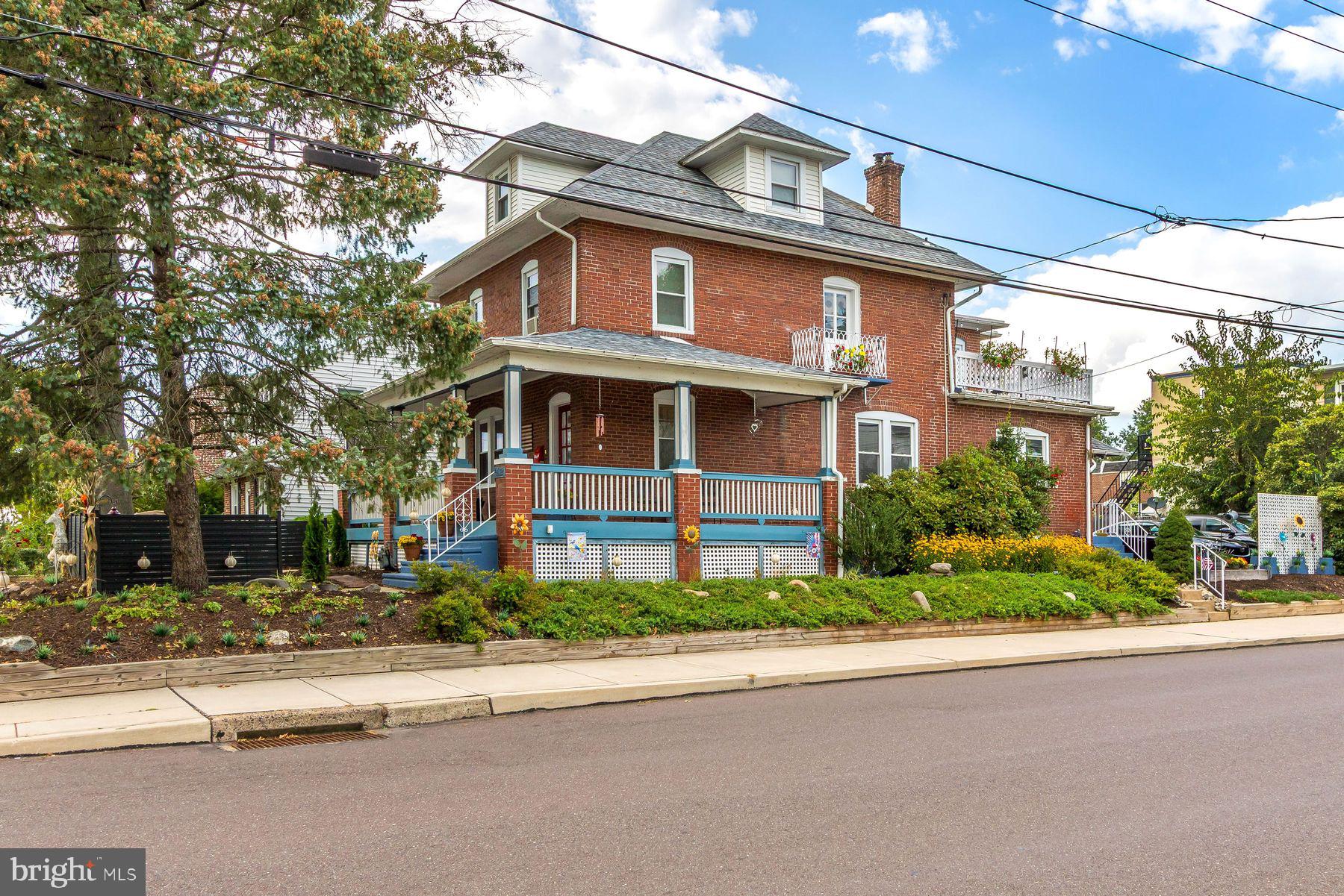 235 E 2ND STREET