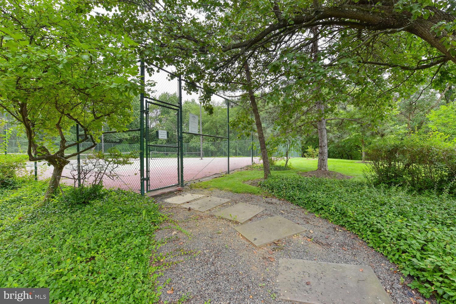 THE PLAZA - Residential