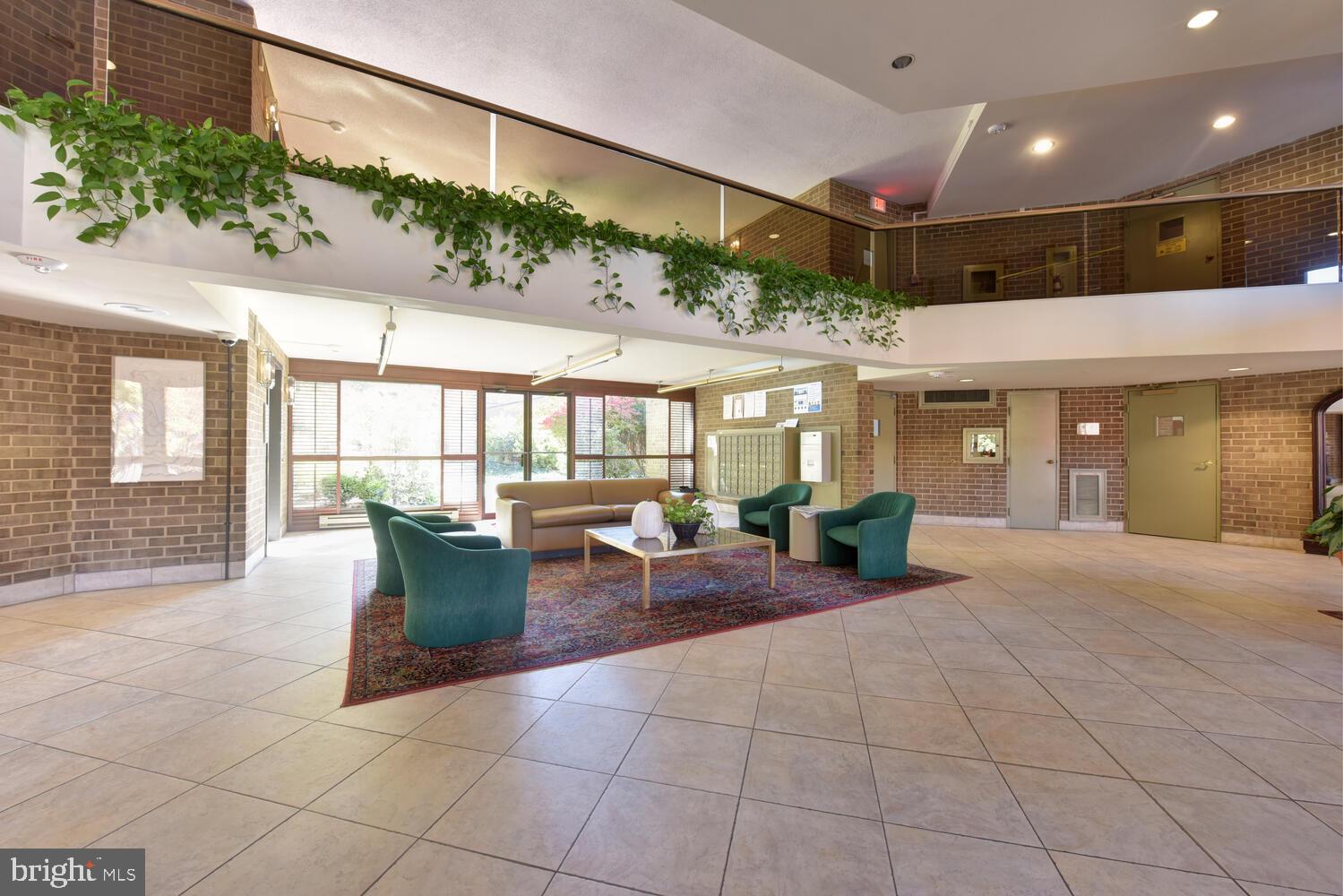 THE PLAZA - Residential