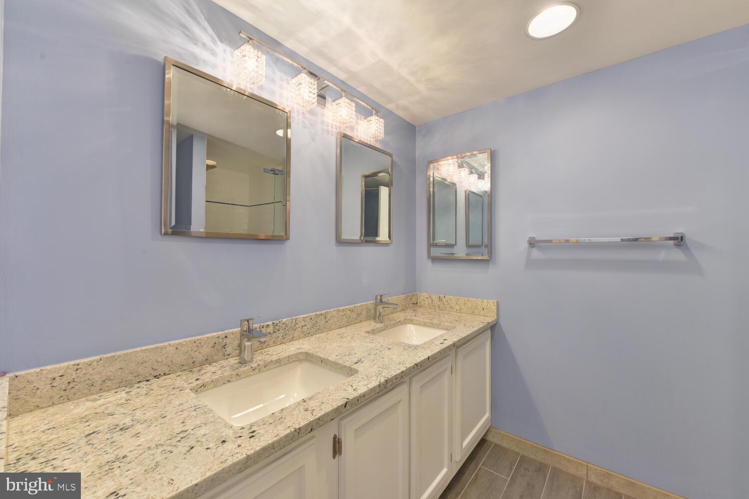 THE PLAZA - Residential