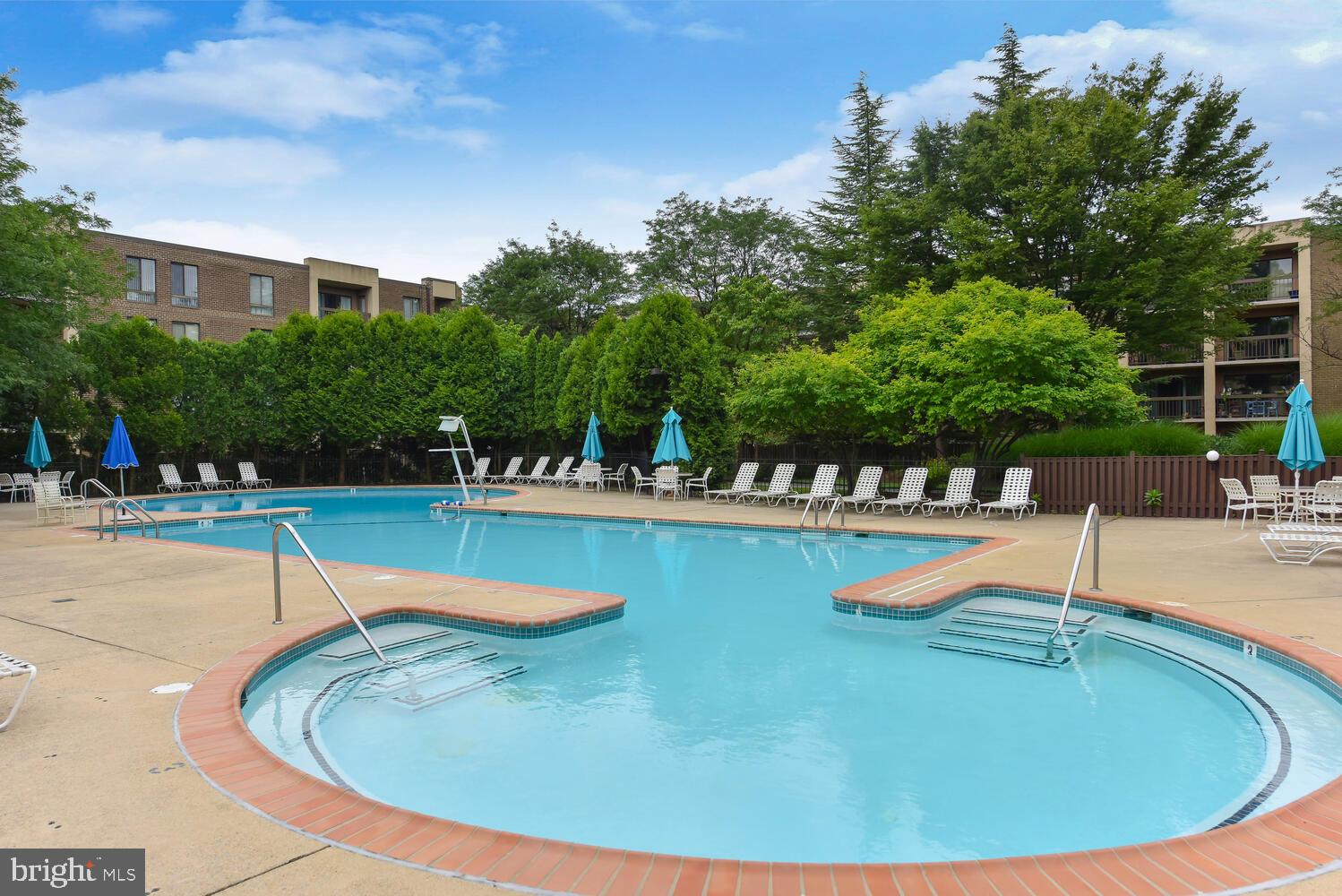 THE PLAZA - Residential