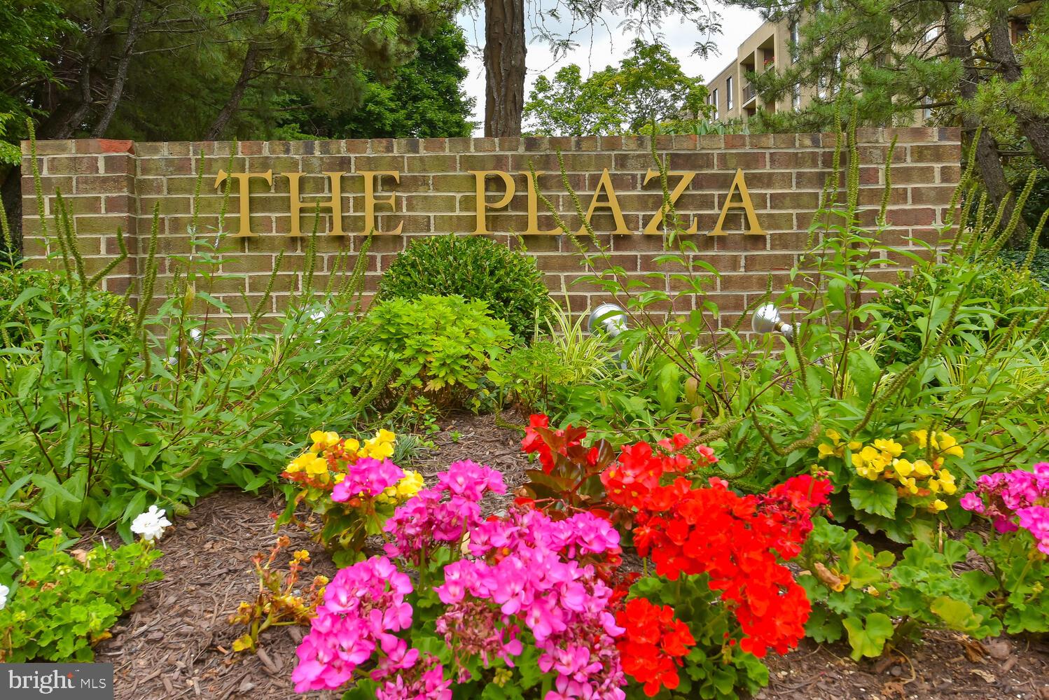 THE PLAZA - Residential