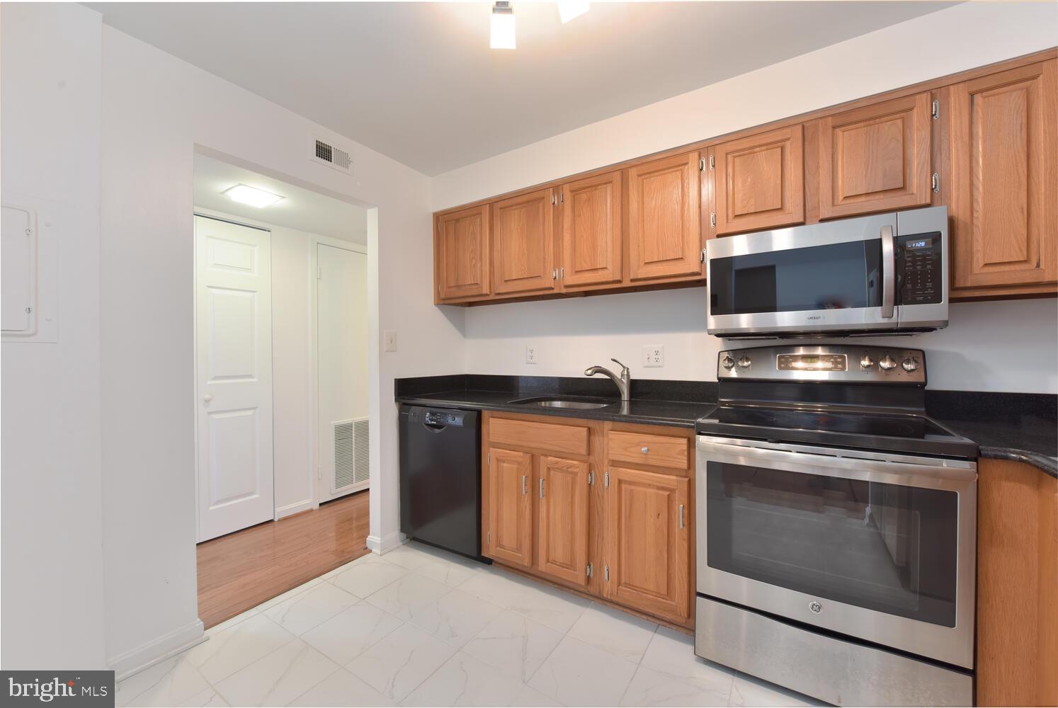 THE PLAZA - Residential