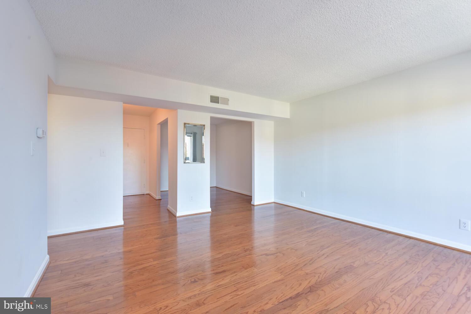 THE PLAZA - Residential