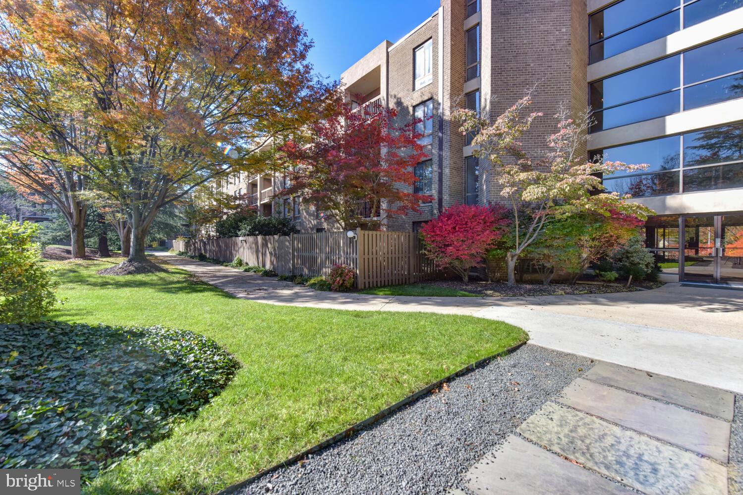 THE PLAZA - Residential