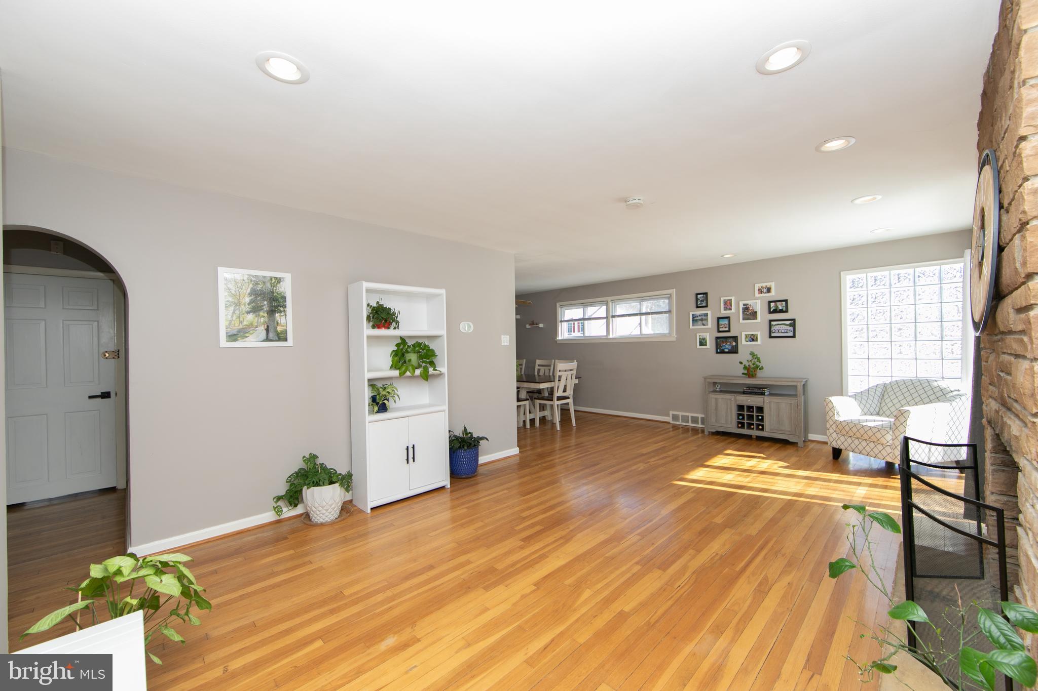 3005 GARFIELD AVENUE