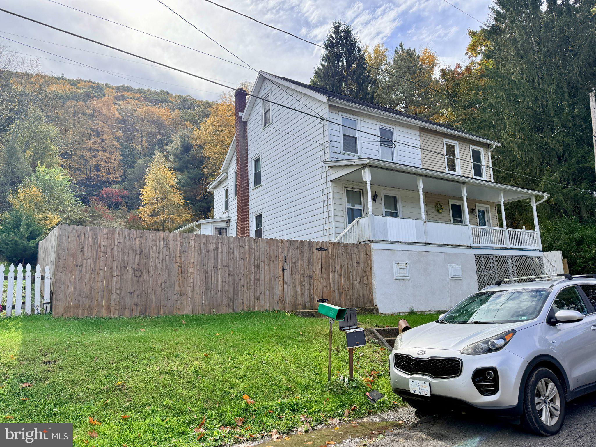 207-209 YARD STREET