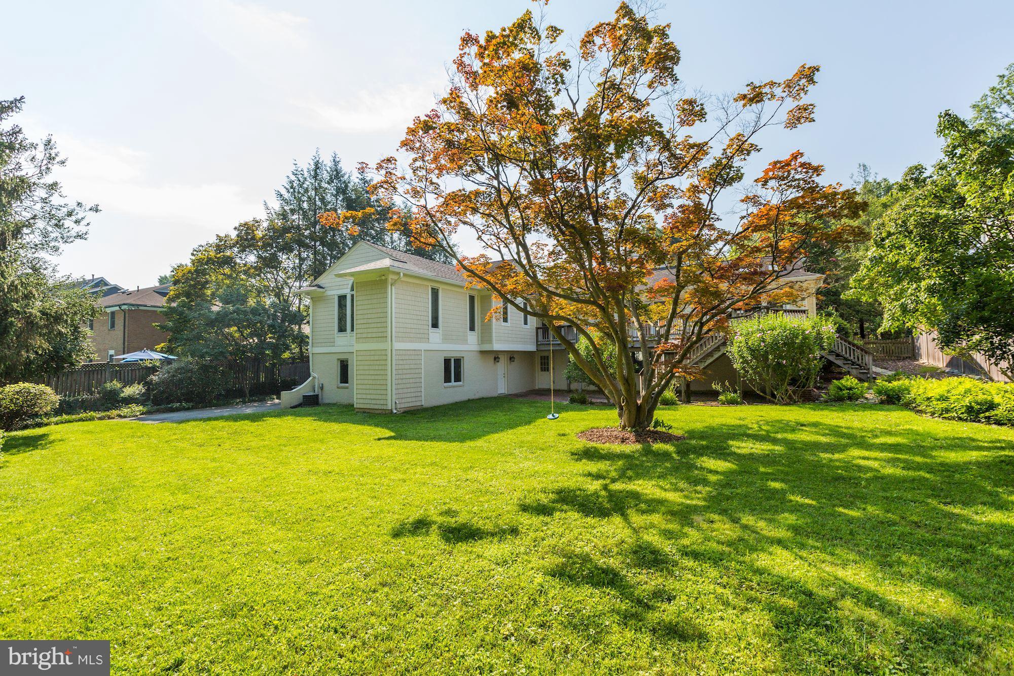 BRADLEY HILLS - Residential