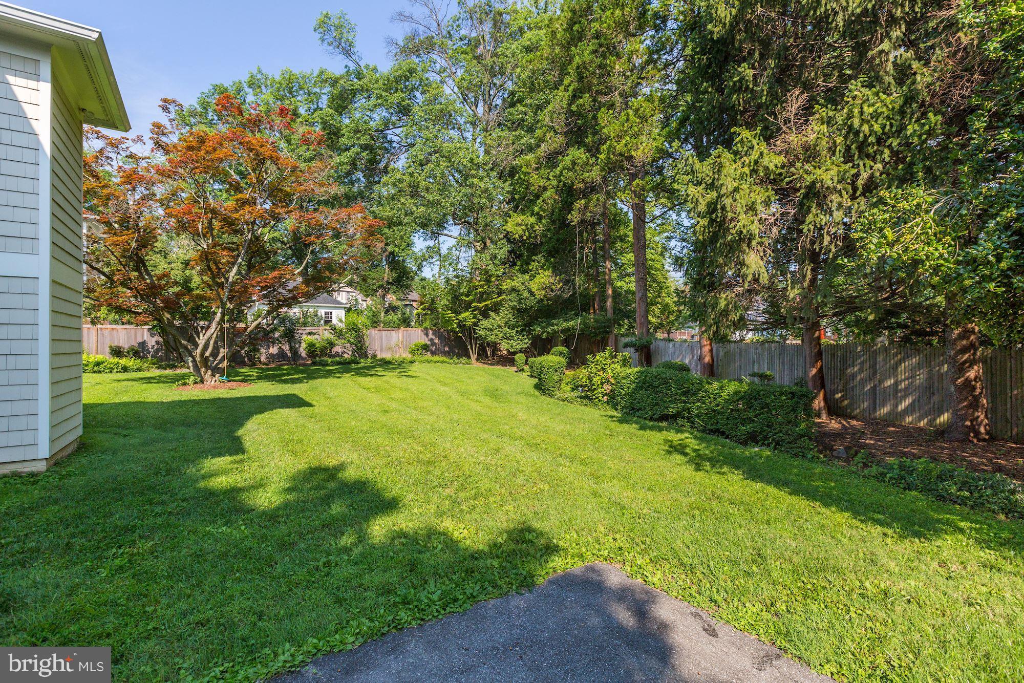 BRADLEY HILLS - Residential