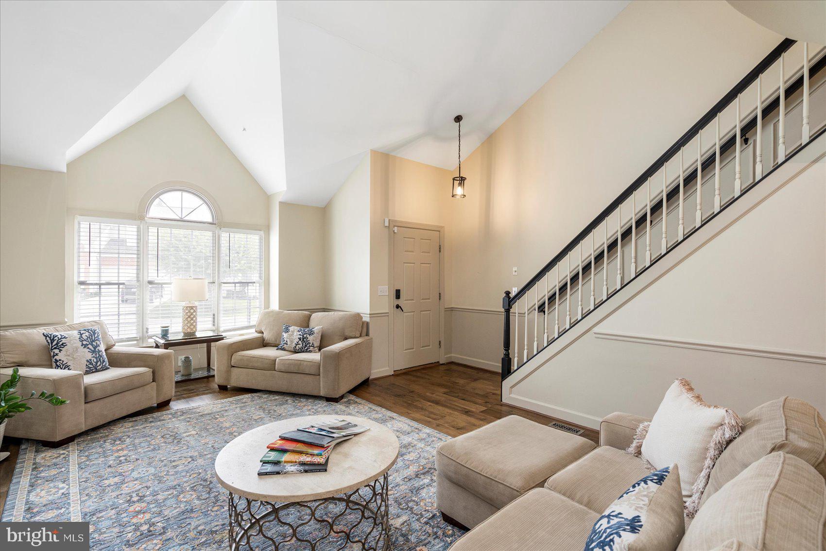 1802 ROLLINS COURT