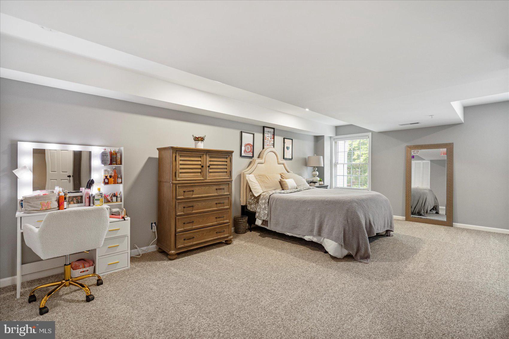 BARRINGTON - Residential