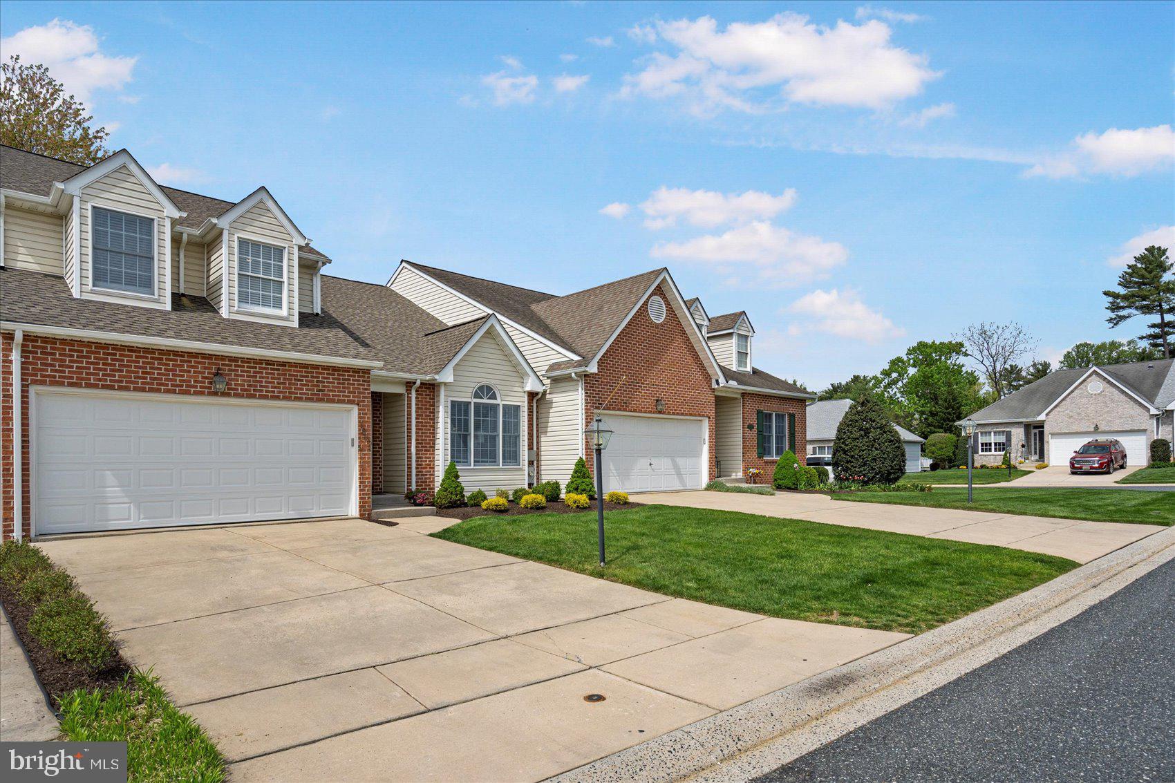 1802 ROLLINS COURT