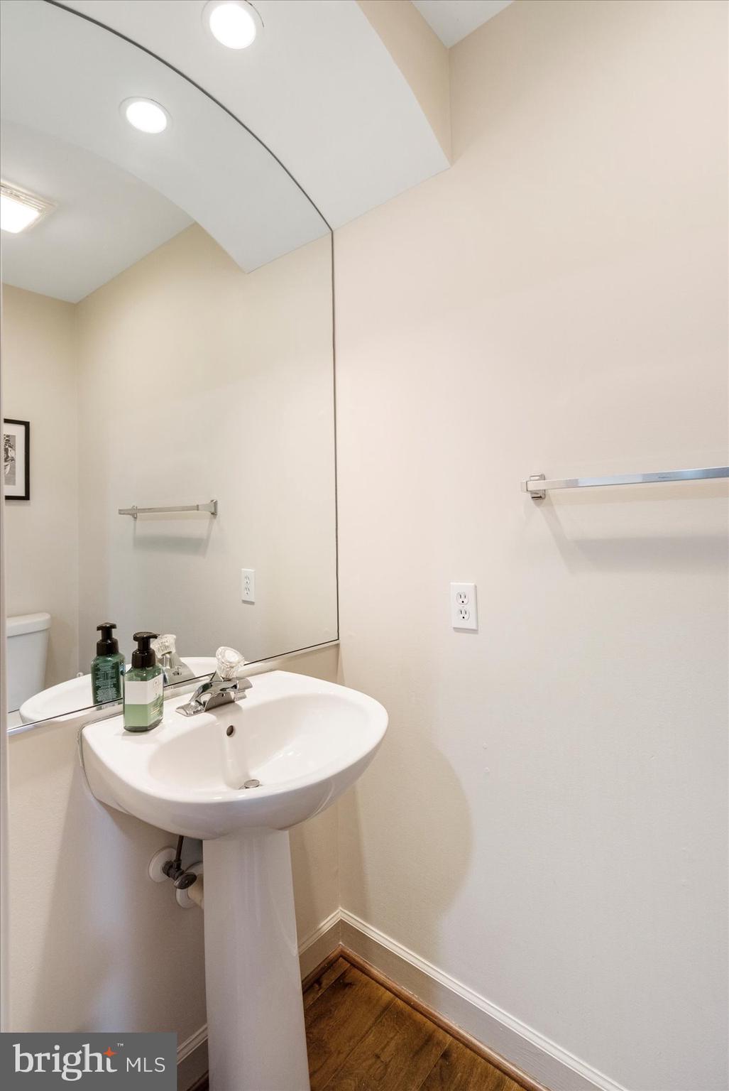 BARRINGTON - Residential